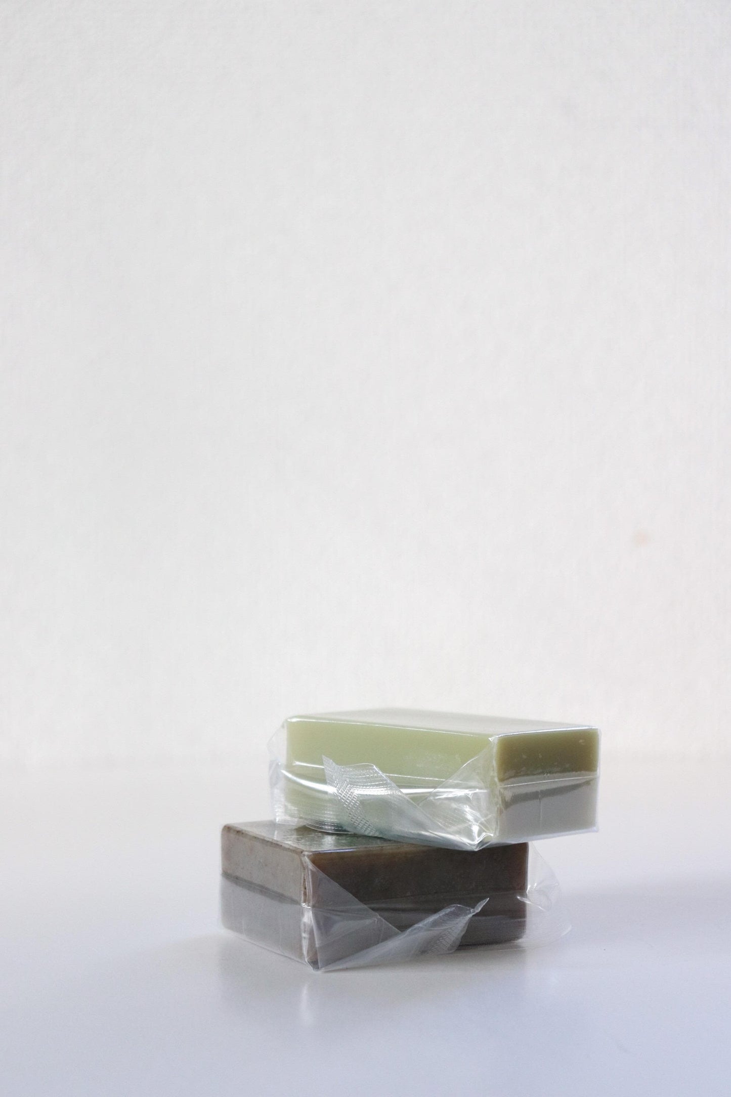 Japanese Green Tea Soap – Handmade Unscented Sensitive Skin Bar, Cold Process Matcha-Free Herbal Skincare, Made in Japan