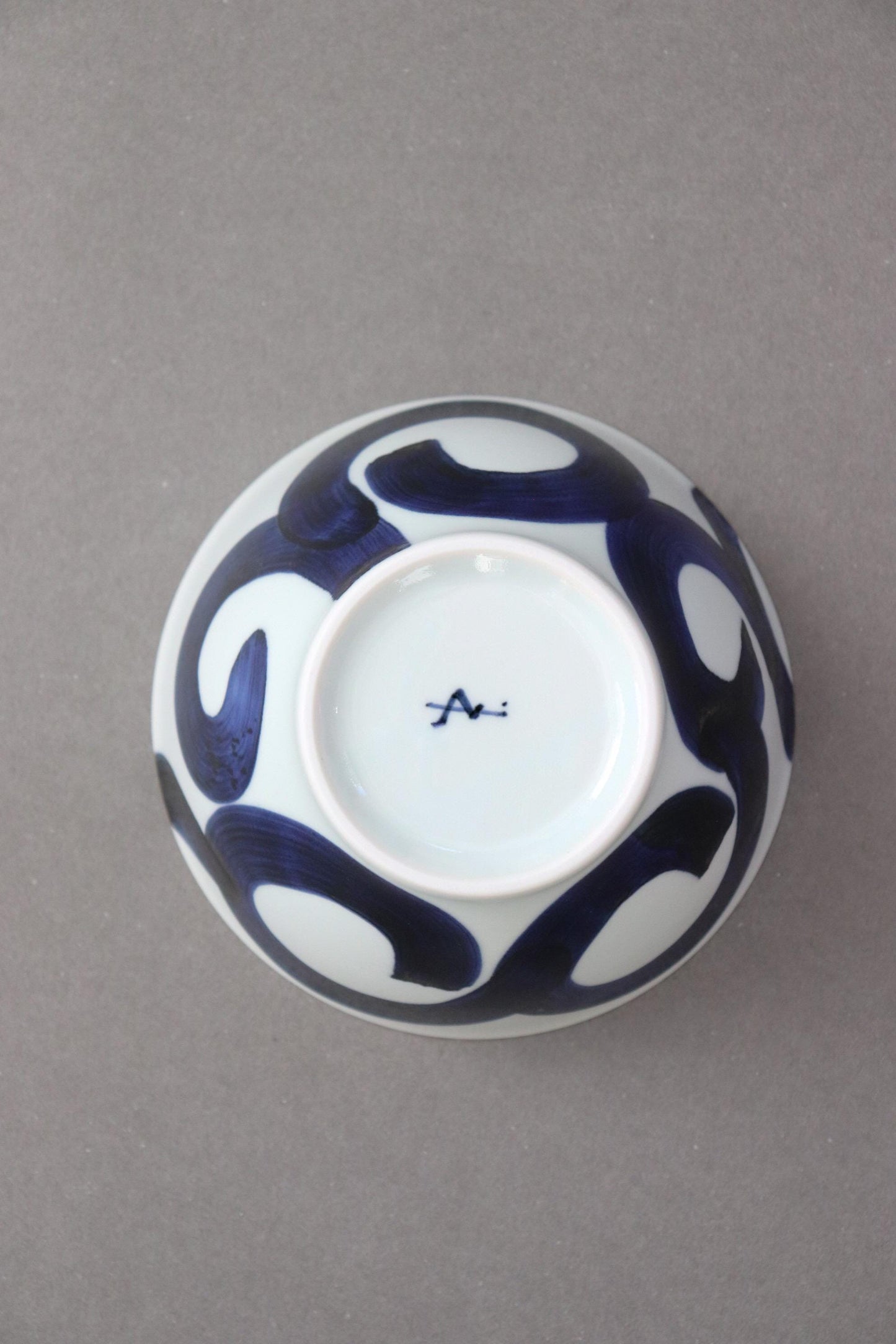 Hasami Ware Donburi Bowl, Japanese Ceramic Bowl, Hand Painted Karakusa Pattern, Blue and White Bowl, Udon Soba Rice Bowl, Made in Japan