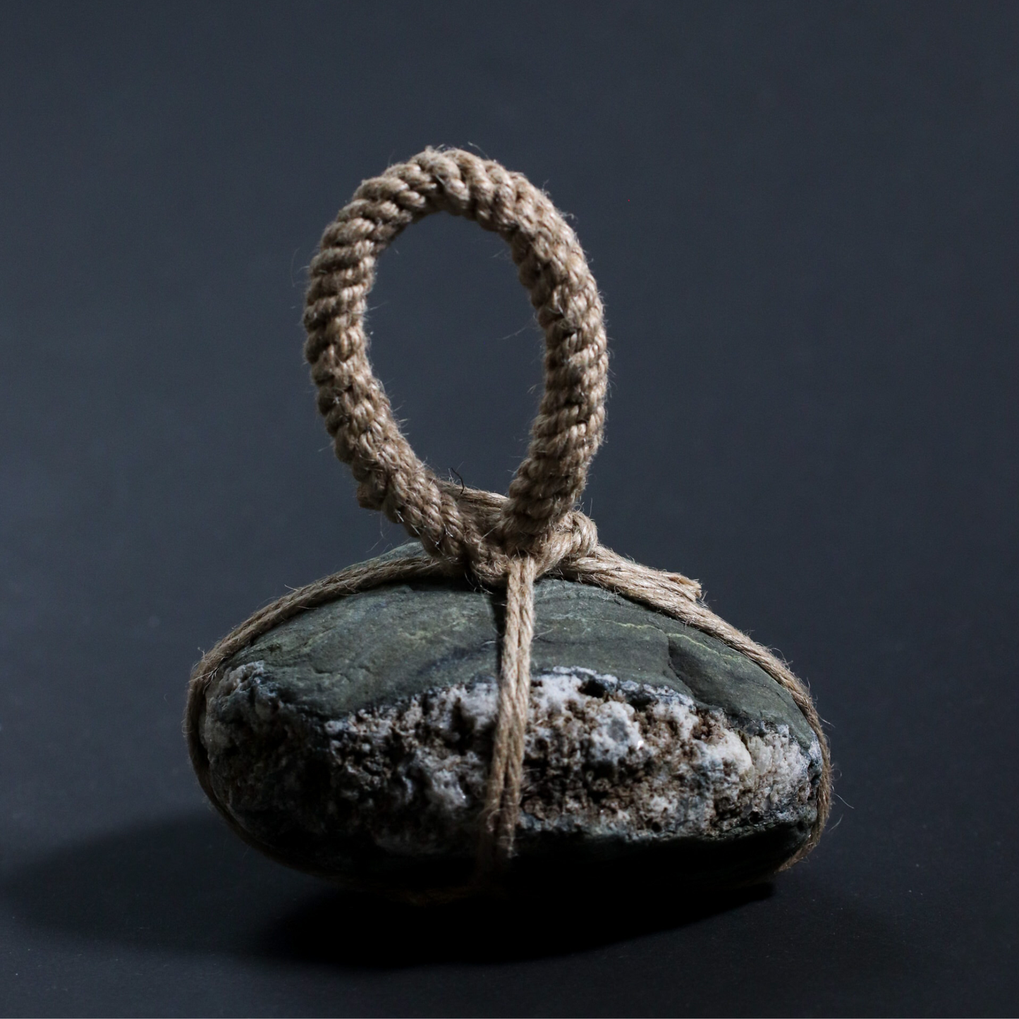Sekimori-ishi Guardian Stone – Two-Tone Japanese River Stone