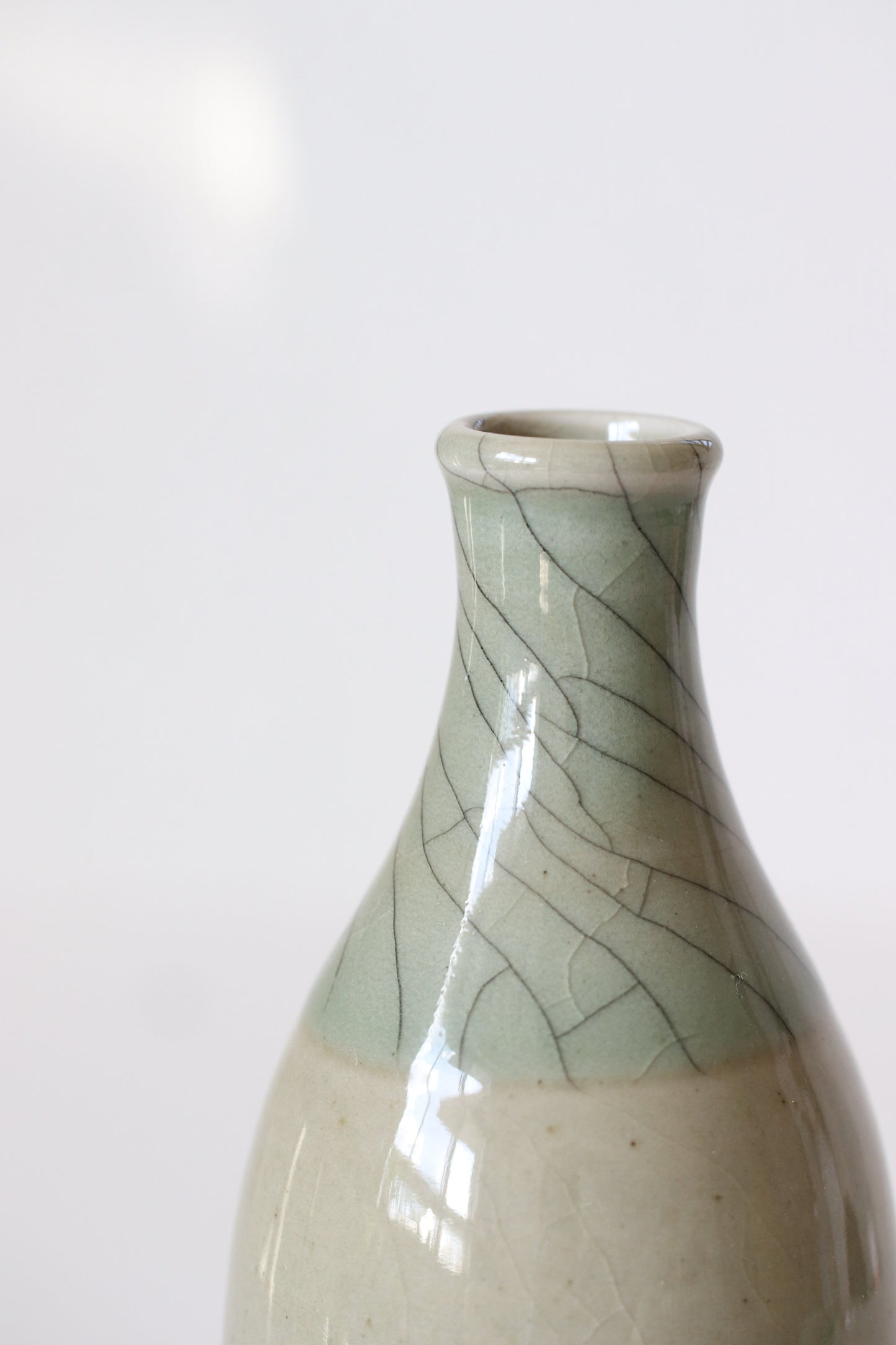 Japanese Celadon Sake Carafe – Hangai Kiln, Crackle Glaze