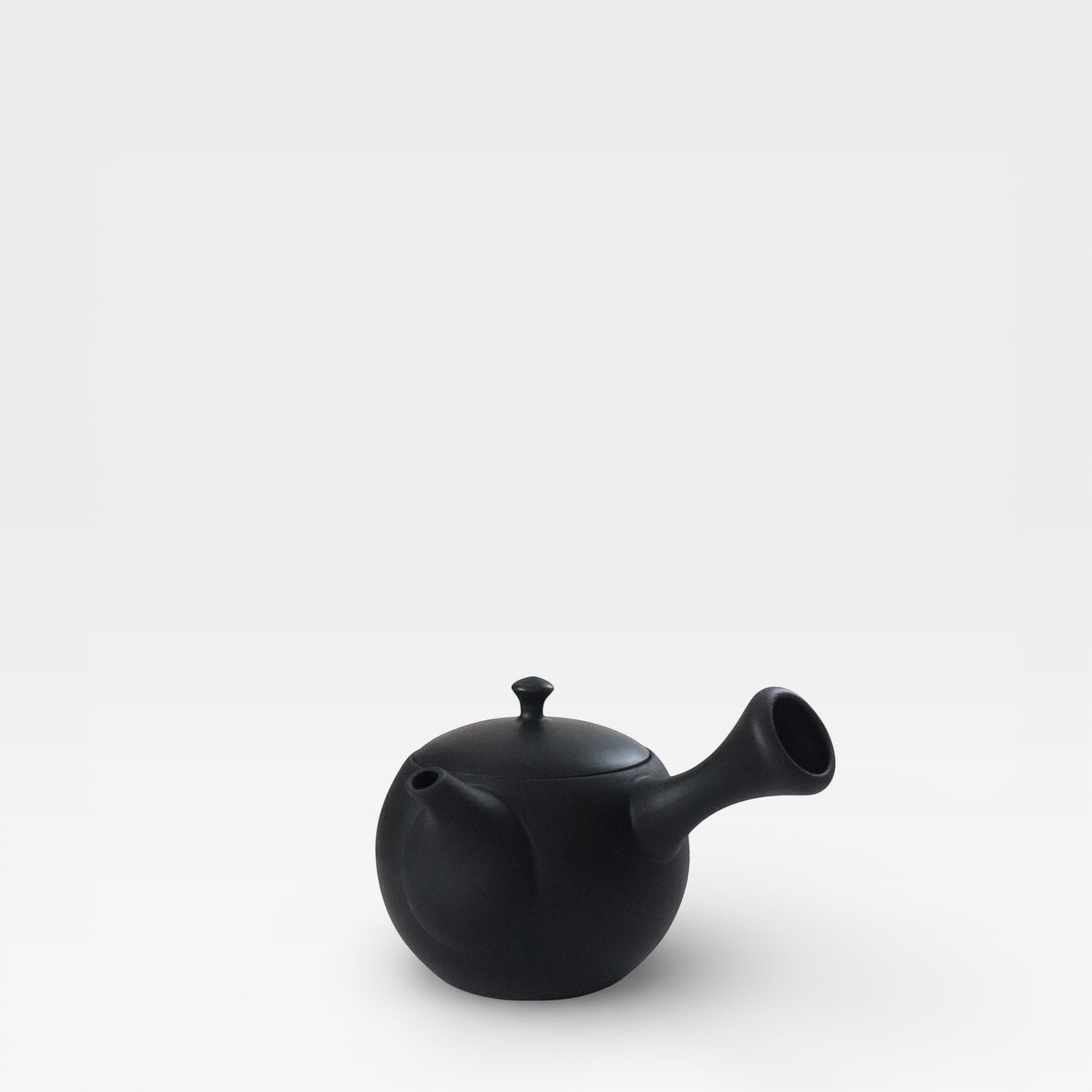 Tokoname Yaki Kyusu Teapot – Matte Black
