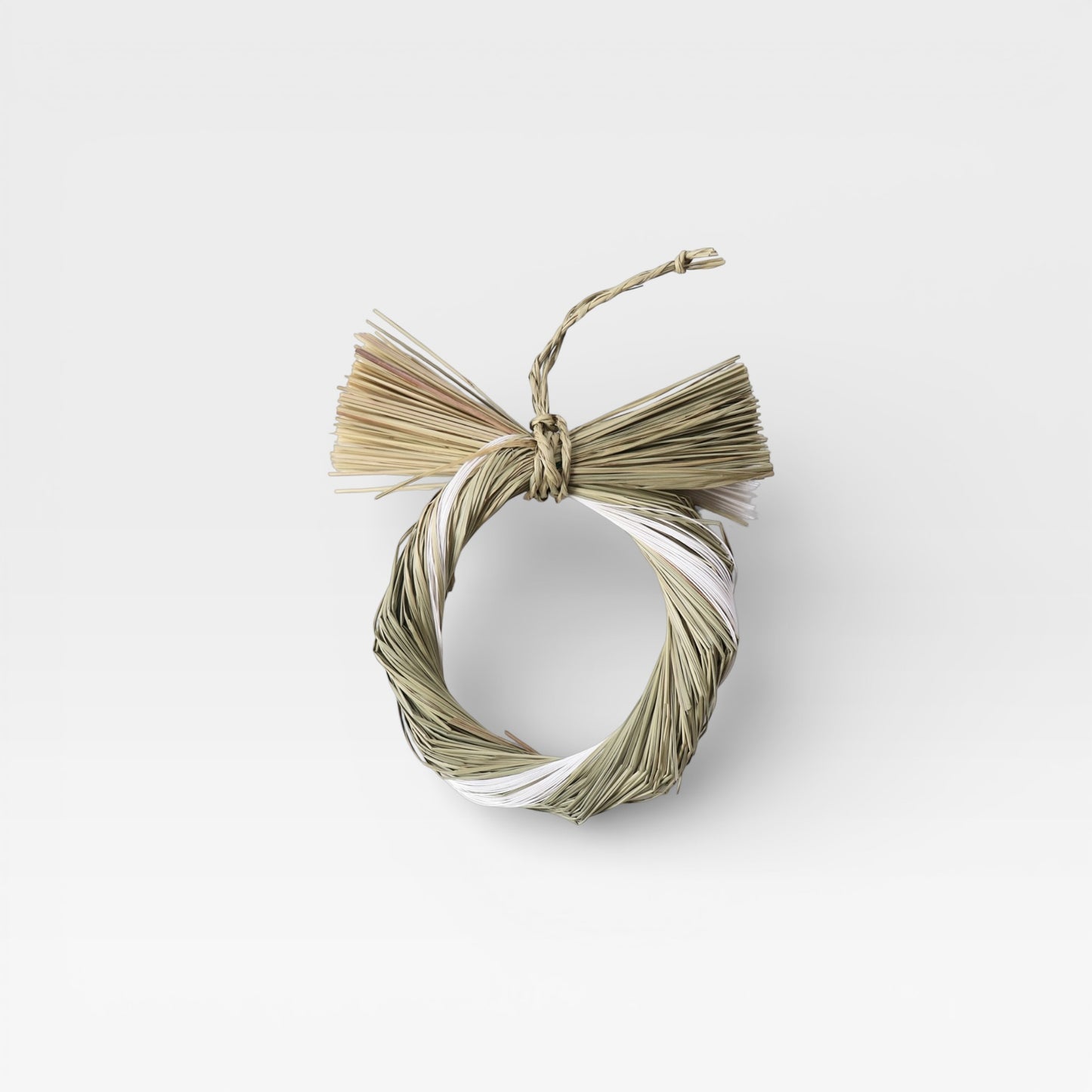 Japanese Minimal Shimenawa Wreath – Igusa & Mizuhiki Accent