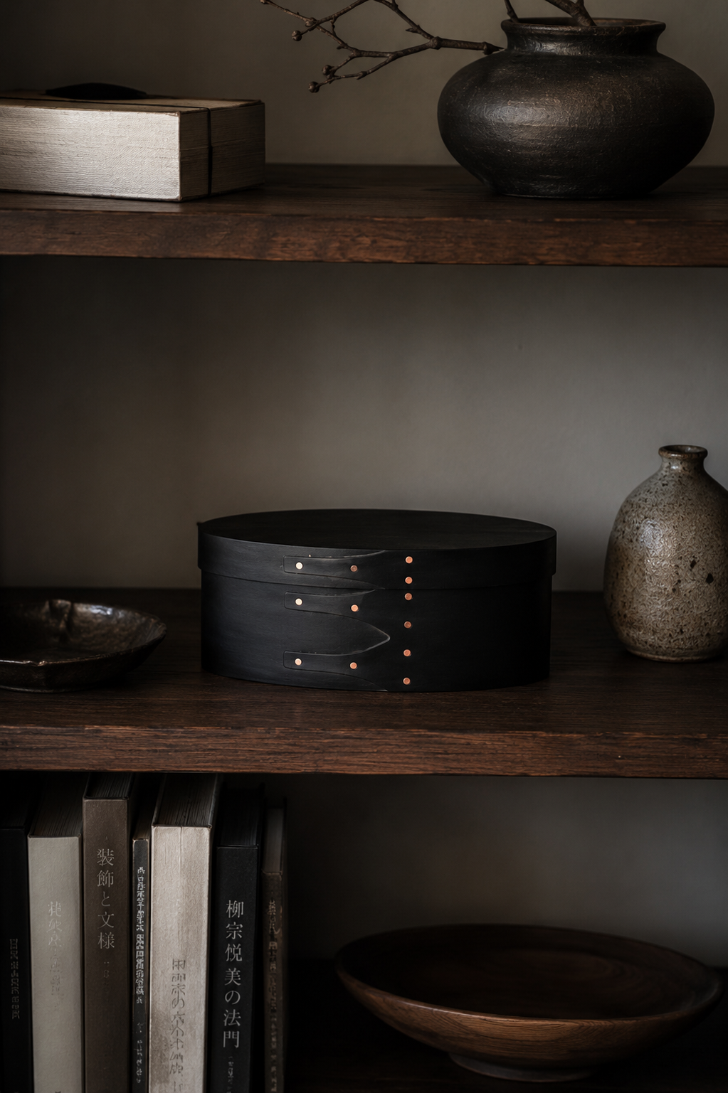 Shaker Oval Box S or M – Black Matte Finish