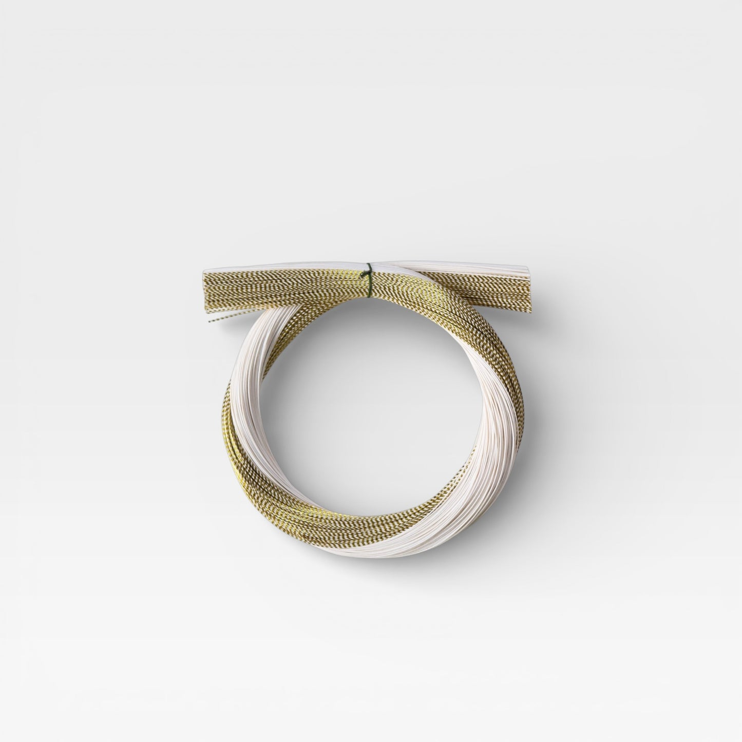 Japanese Minimal Mizuhiki Wreath – White & Gold Ring Decor