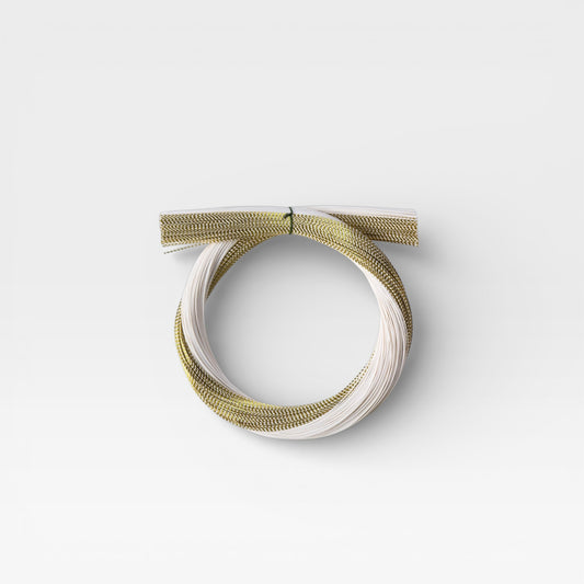 Japanese Minimal Mizuhiki Wreath – White & Gold Ring Decor