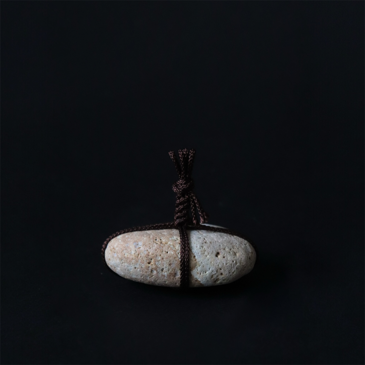 Japanese Sekimori Ishi Niigata Stone with Edo Uchi Cord