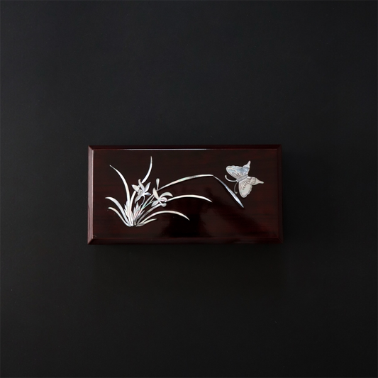 Vintage Raden Lacquer Keepsake Box