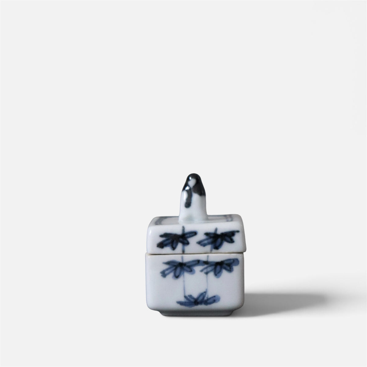 Vintage Japanese Blue and White Kogo Incense Box