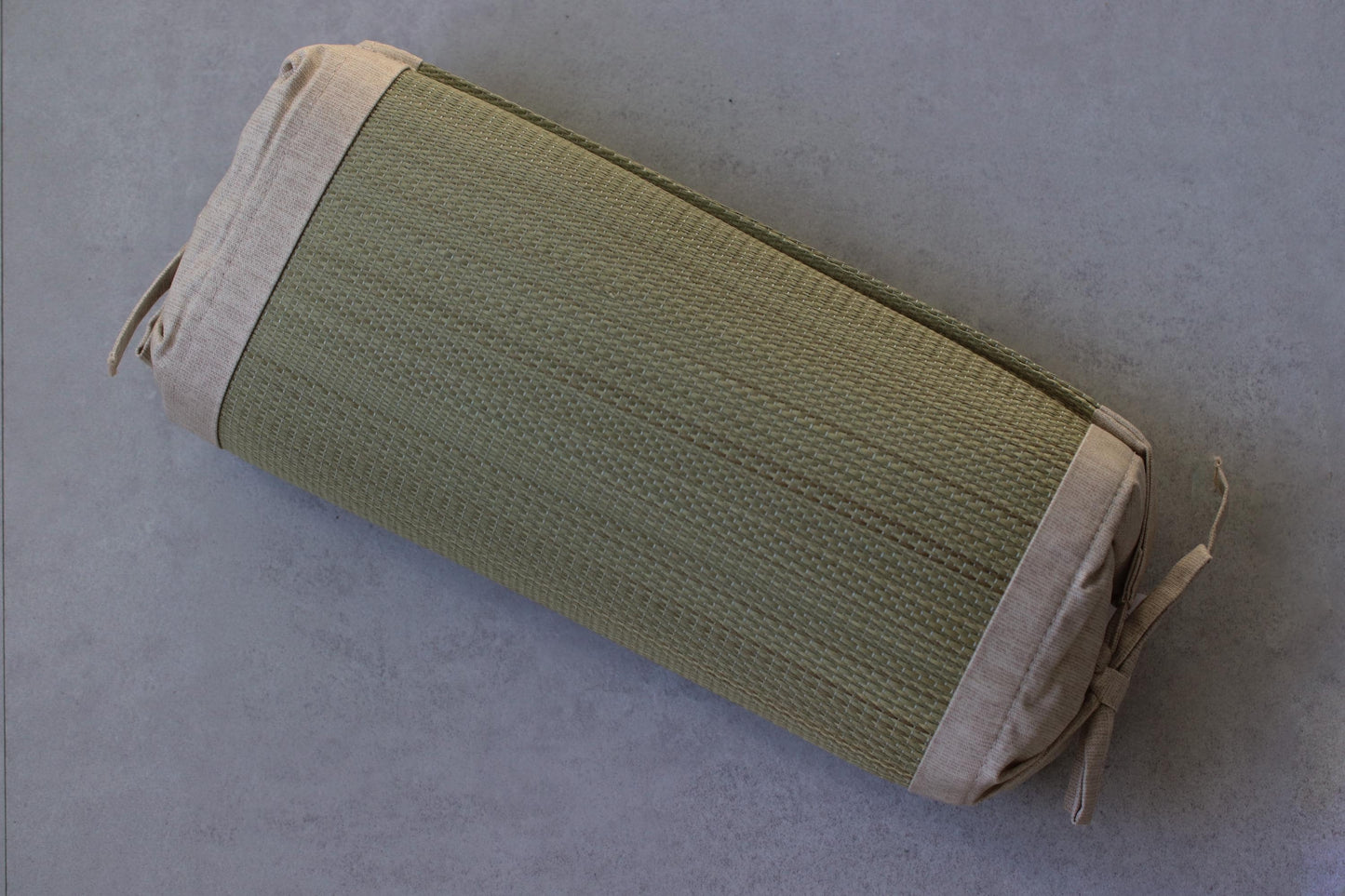 Japanese Igusa Bolster Pillow | Handwoven Tatami Neck Pillow | Adjustable Height | Natural Rush Grass | Made in Japan