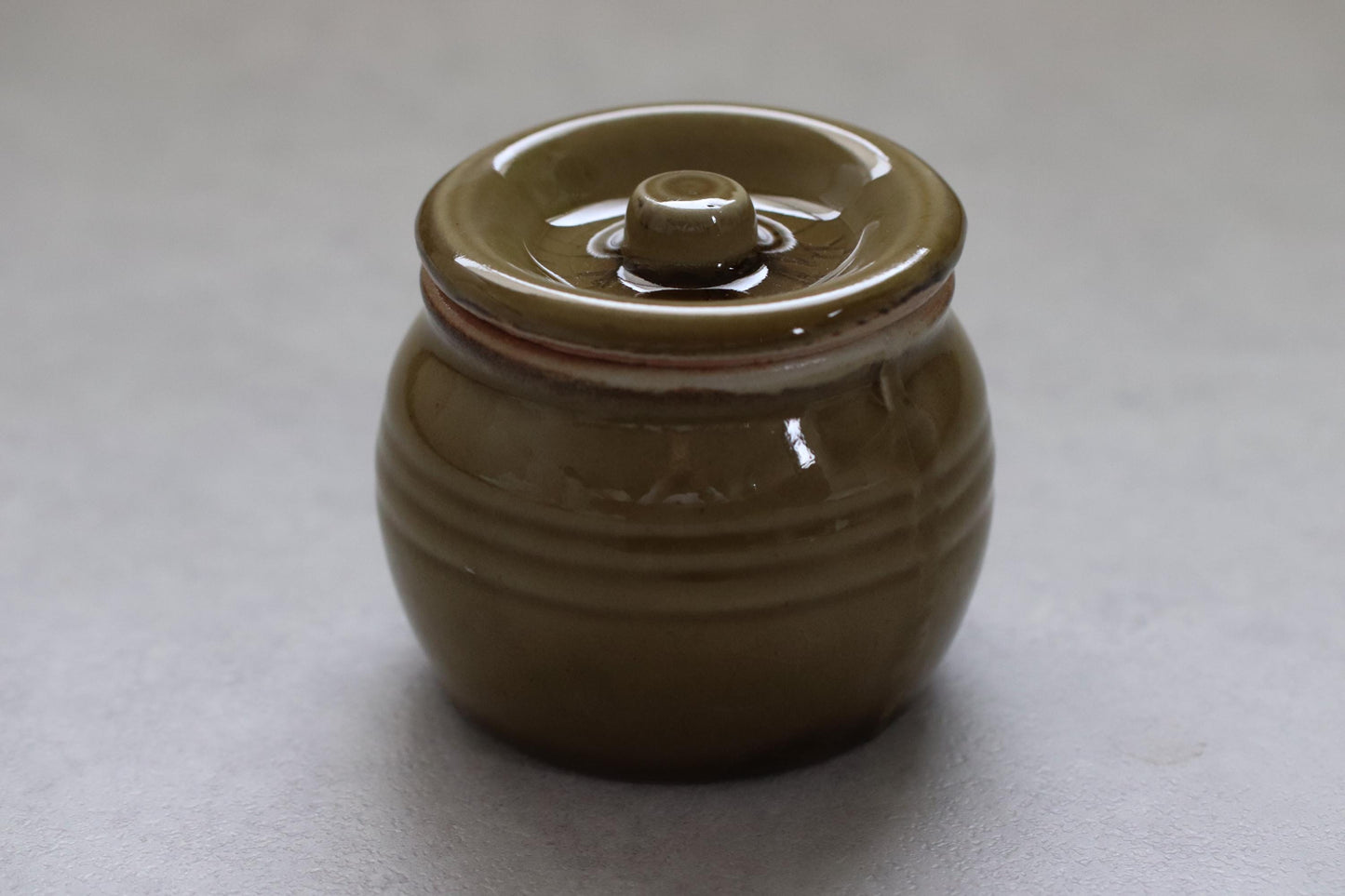 Japanese Ceramic Pickle Jar with Lid | Handmade Miso Pot | Traditional Tajimi Ware | Small Fermentation Crock | Olive / White /Brown |180ml