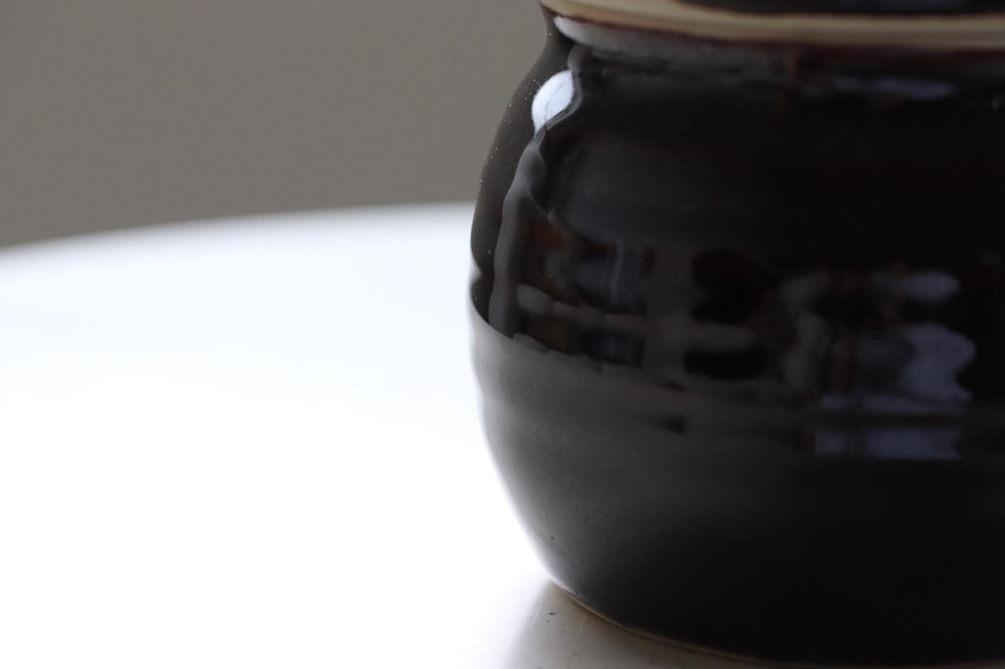 Japanese Ceramic Storage Jar 360 ml– Black Glaze | Handmade by 13th-Generation Tajimi Kiln | Pickle Jar | Traditional Japanese Pottery