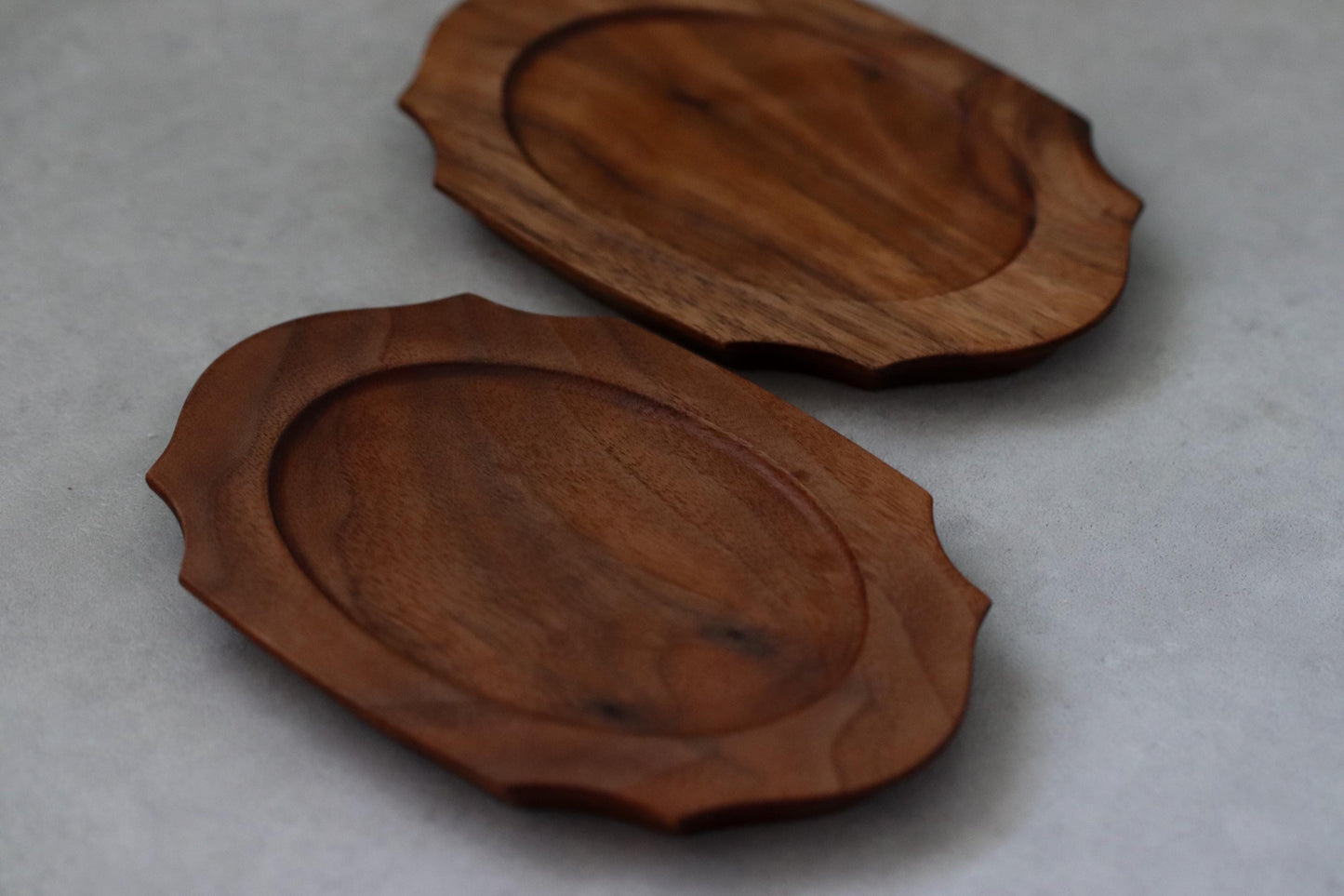 Japanese Wooden Plate | Handcrafted Walnut Small Tray | Unique Japanese Artisan Wood Dish | Oval Dessert Plate | Natural Wood Tableware