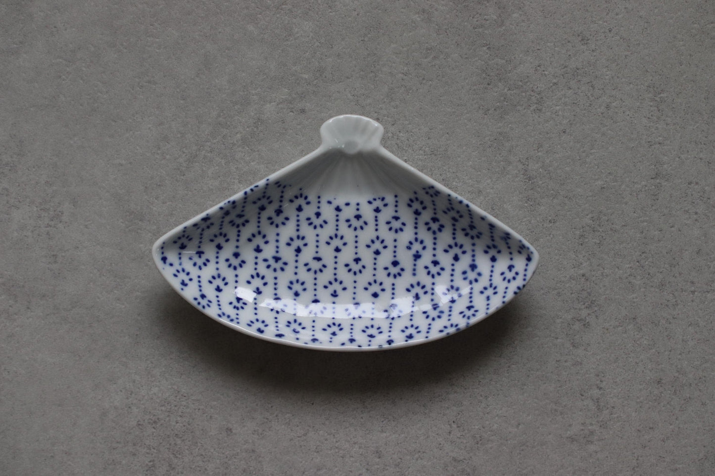 Azmaya Mamezara Small Plates | Japanese Porcelain from Amakusa | Inban Transfer Print Dobai Ash Glaze | Mix & Match – 4 Designs