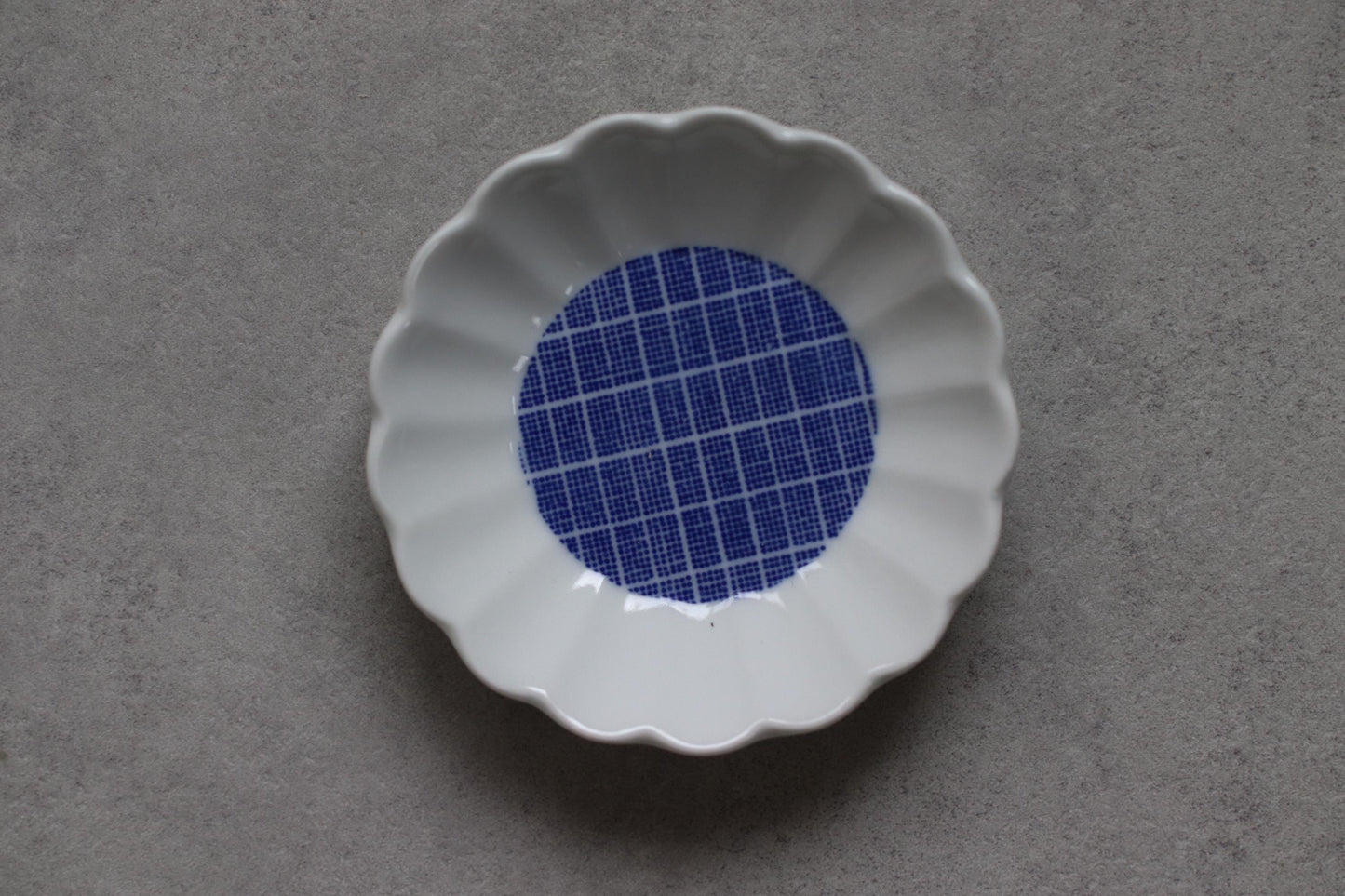 Azmaya Mamezara Small Plates | Japanese Porcelain from Amakusa | Inban Transfer Print Dobai Ash Glaze | Mix & Match – 4 Designs