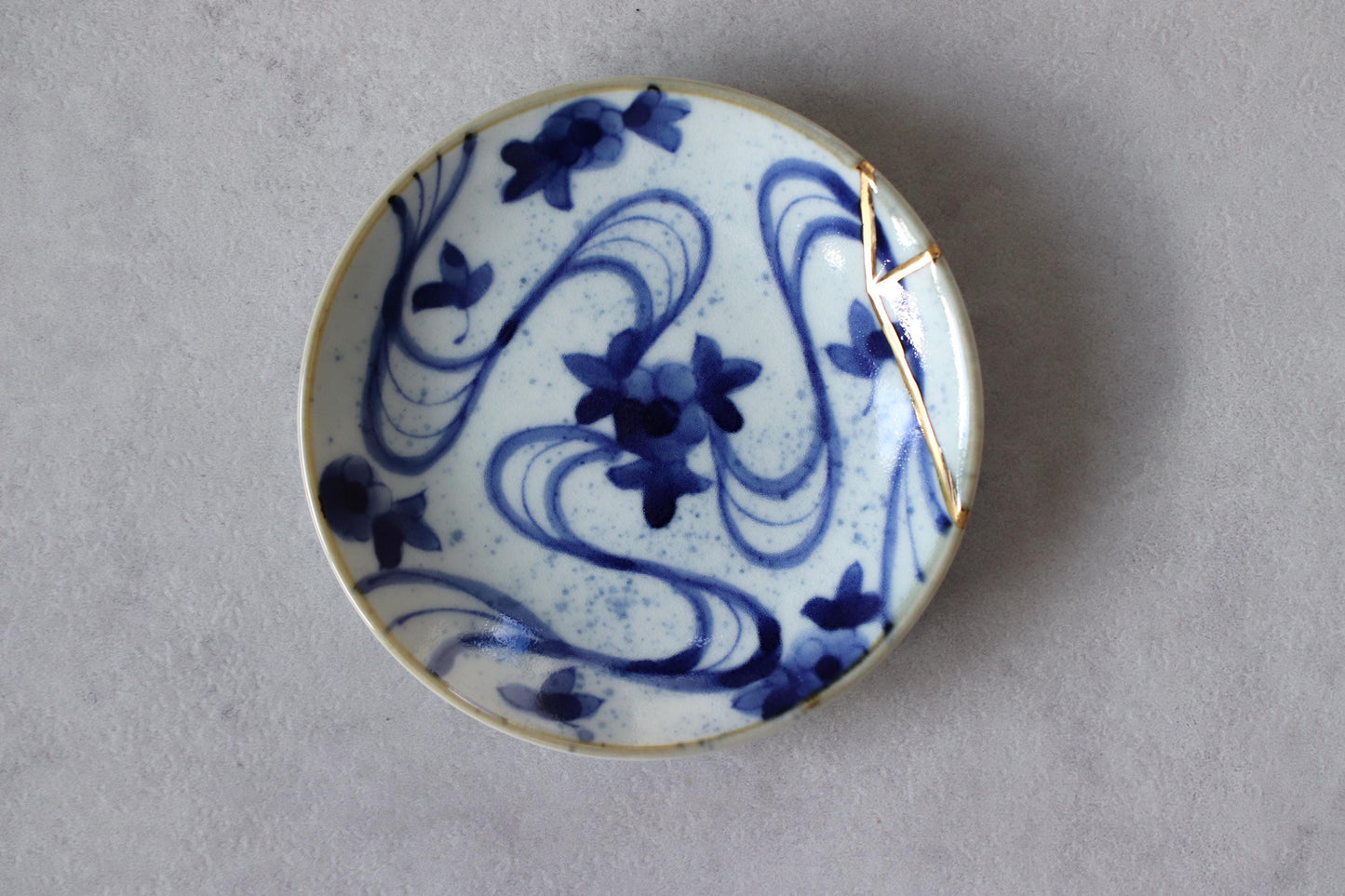 Kintsugi Inspired Imari Porcelain Plate, Hand Painted Japanese Small Plate, Blue and Gold Ceramic Dish, Made in Japan Wabi Sabi Decor