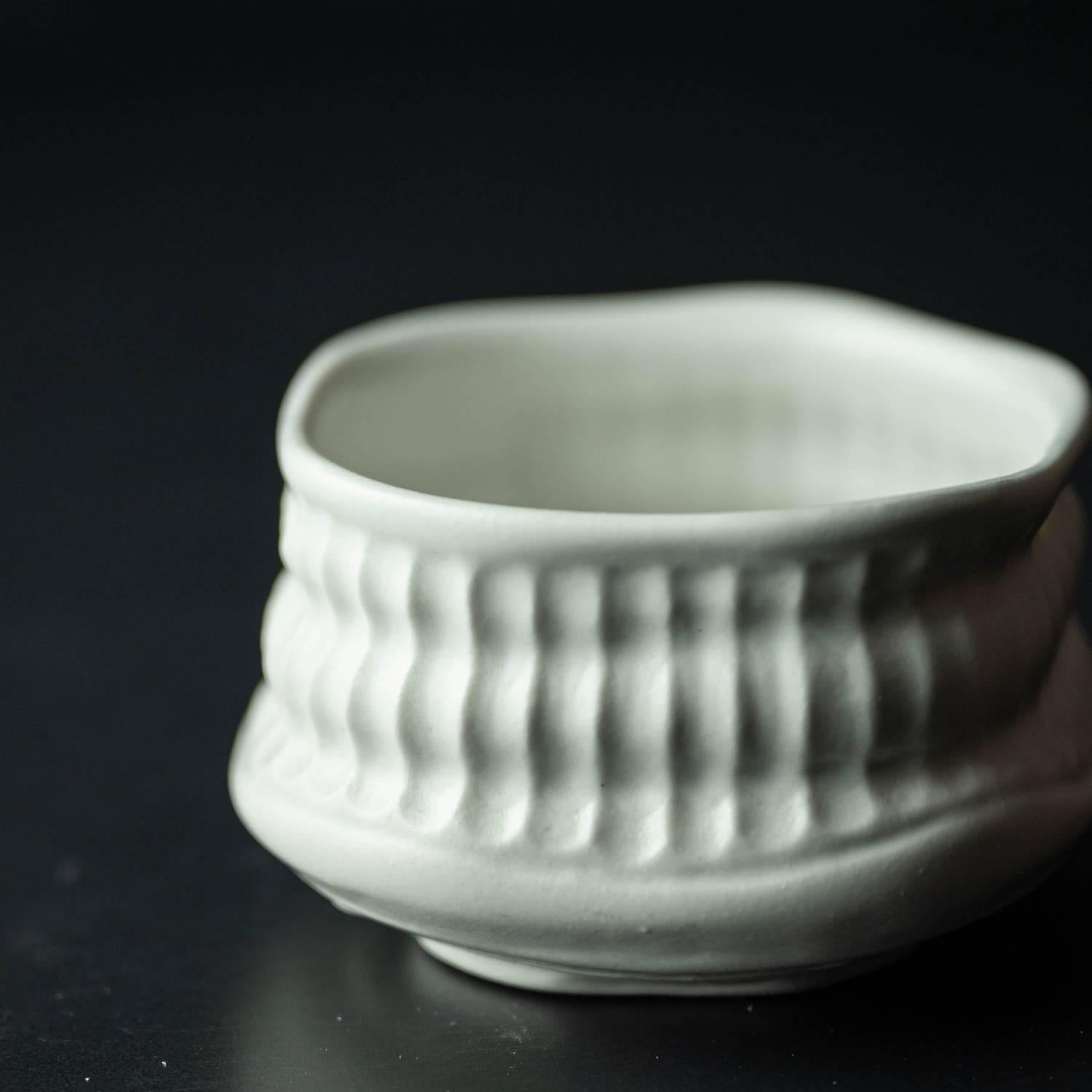 Japanese Matcha Bowl White, Handmade Mino Ware Tea Bowl with Gift Box, Modern Chawan for Tea Ceremony, Made in Japan Pottery