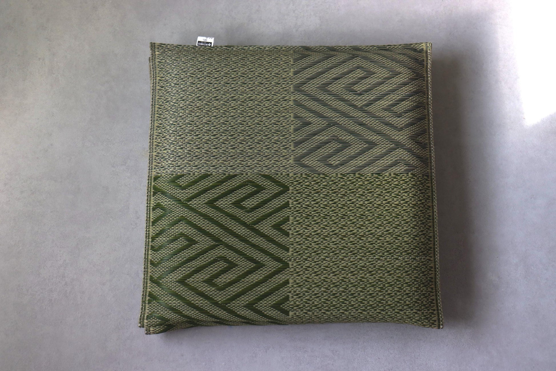 2-Piece Igusa Tatami Cushion Set | Authentic Japanese Woven Zabuton | Minimalist Green Floor Decor | Made in Japan