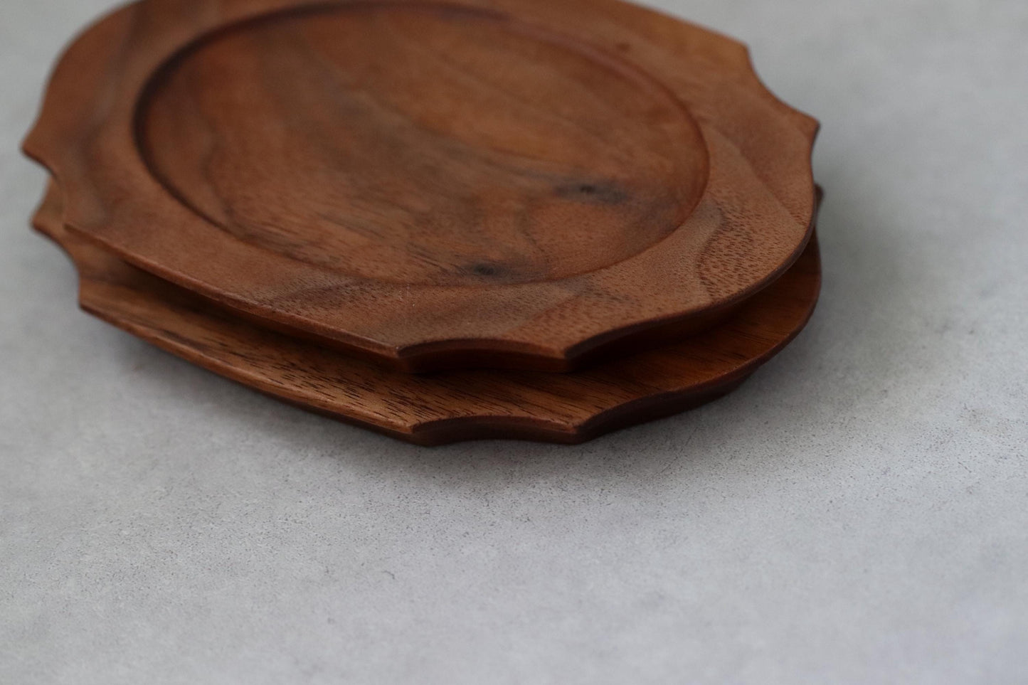 Japanese Wooden Plate | Handcrafted Walnut Small Tray | Unique Japanese Artisan Wood Dish | Oval Dessert Plate | Natural Wood Tableware