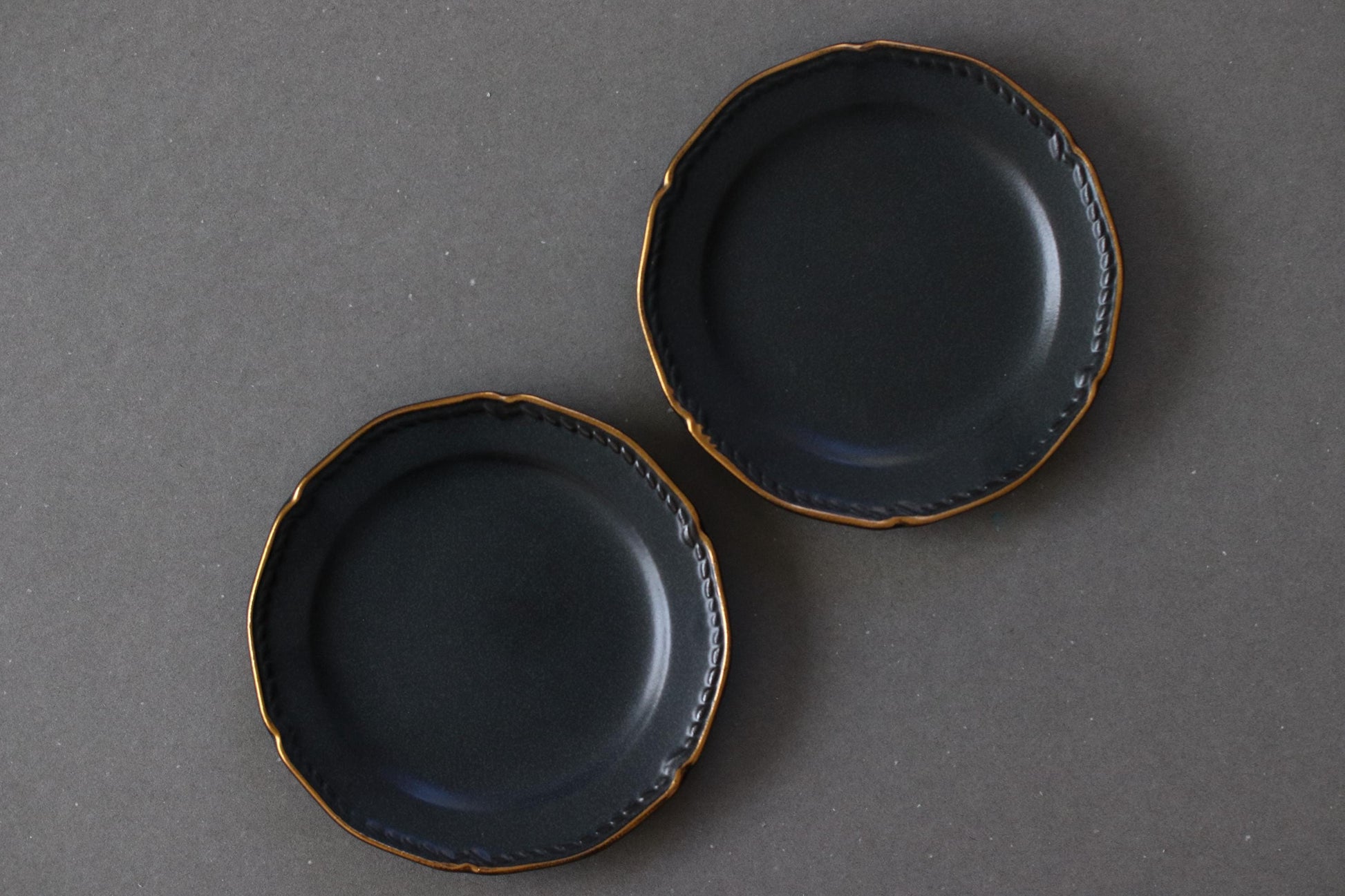 Japanese Black & Gold Dessert Plate – Mino Ware Ceramic Small Plate with Antique Finish, Handmade in Japan