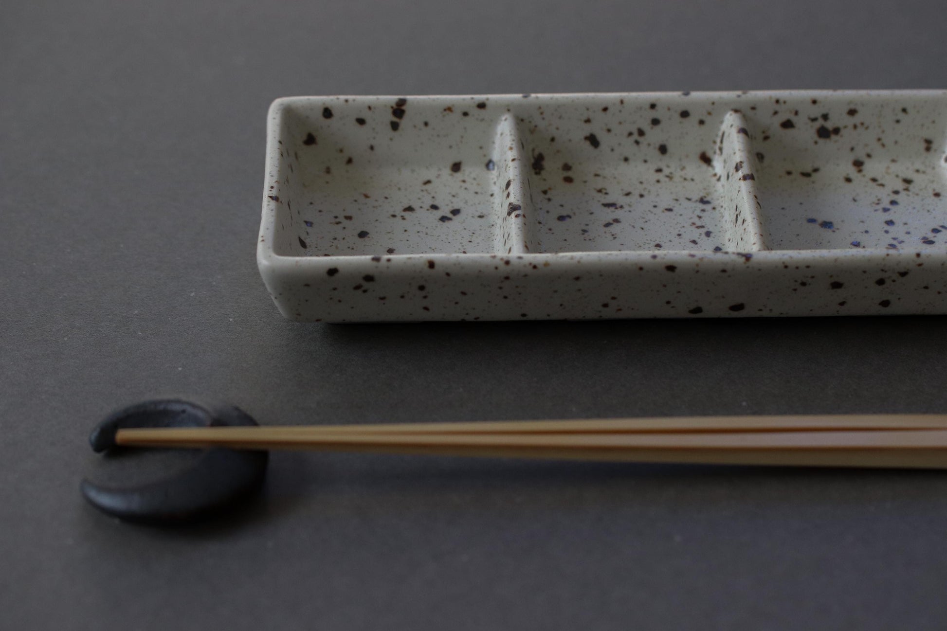 Japanese Mino Ware 3-Compartment Dish | Minimal White Speckled Plate | Made in Japan