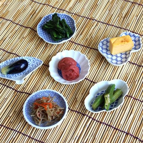 Azmaya Mamezara Small Plates | Japanese Porcelain from Amakusa | Inban Transfer Print Dobai Ash Glaze | Mix & Match – 4 Designs