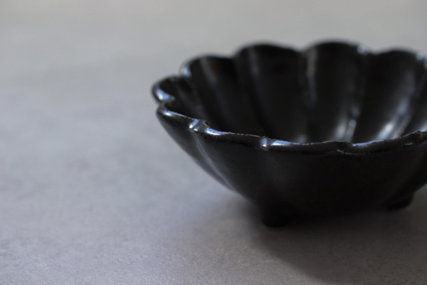 Black Rinka Flower Bowl | Japanese Ceramic Bowl | Small 8cm / Large 12cm | Wabi-Sabi Minimalist Tableware | Made in Toki Gifu Japan
