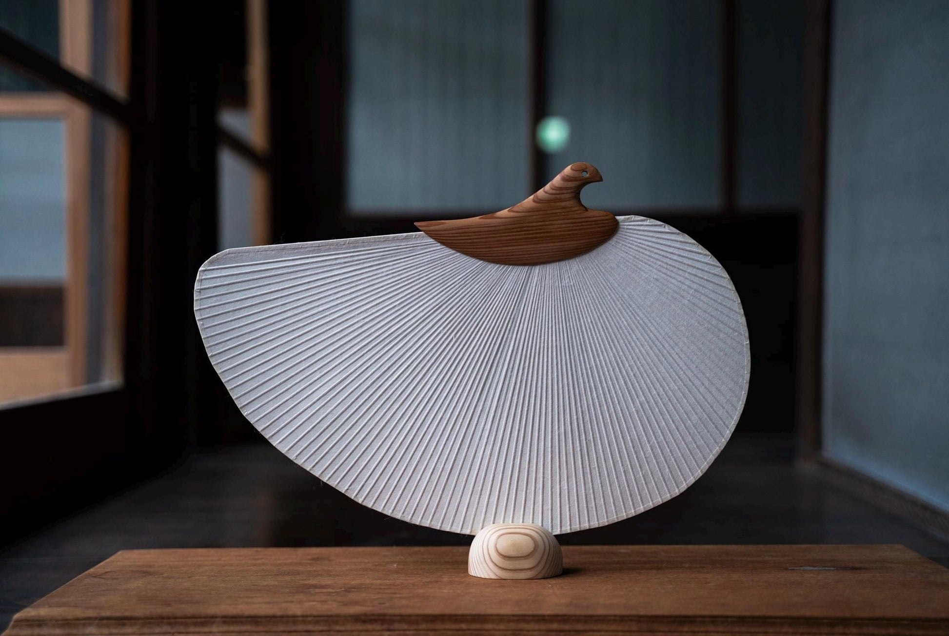 Handcrafted Edo-Style Miyako Uchiwa Fan – Chidori Shape | Fine Bamboo Ribs & Uchiyama Washi | Traditional Japanese Craft