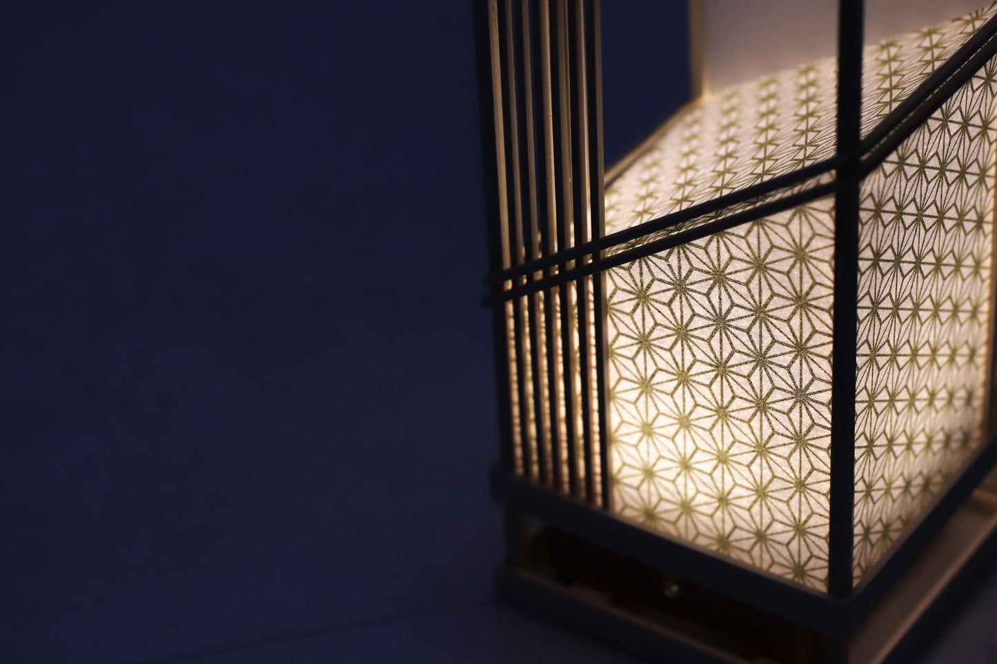 Japanese Asanoha Lantern – Handmade Hinoki & Washi Table Lamp | LED Sensor Light | Wabi-Sabi Japanese Decor