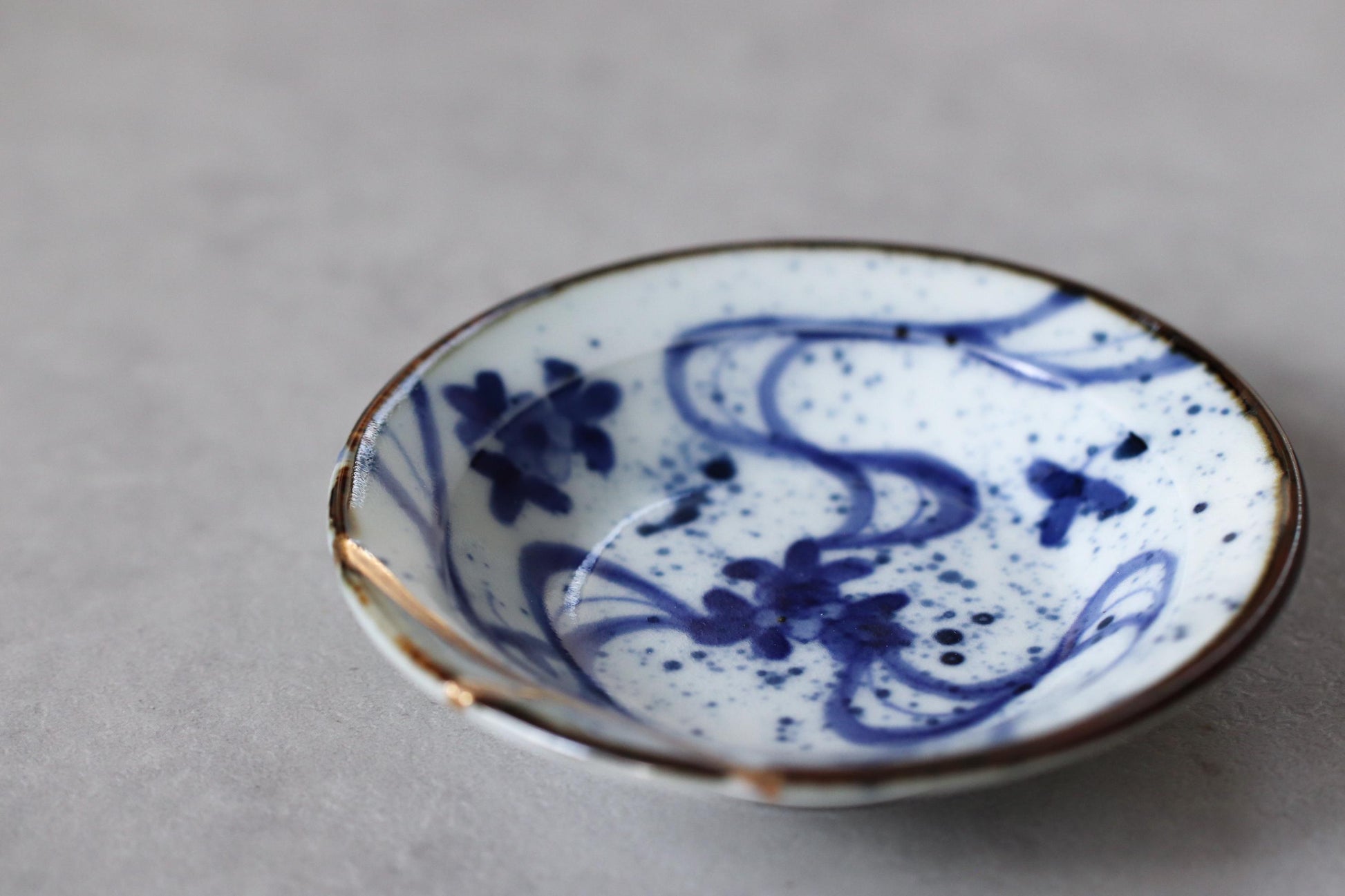 Kintsugi Inspired Imari Porcelain Plate, Hand Painted Japanese Small Dish, Blue and Gold Side Plate, Made in Japan Wabi Sabi Tableware
