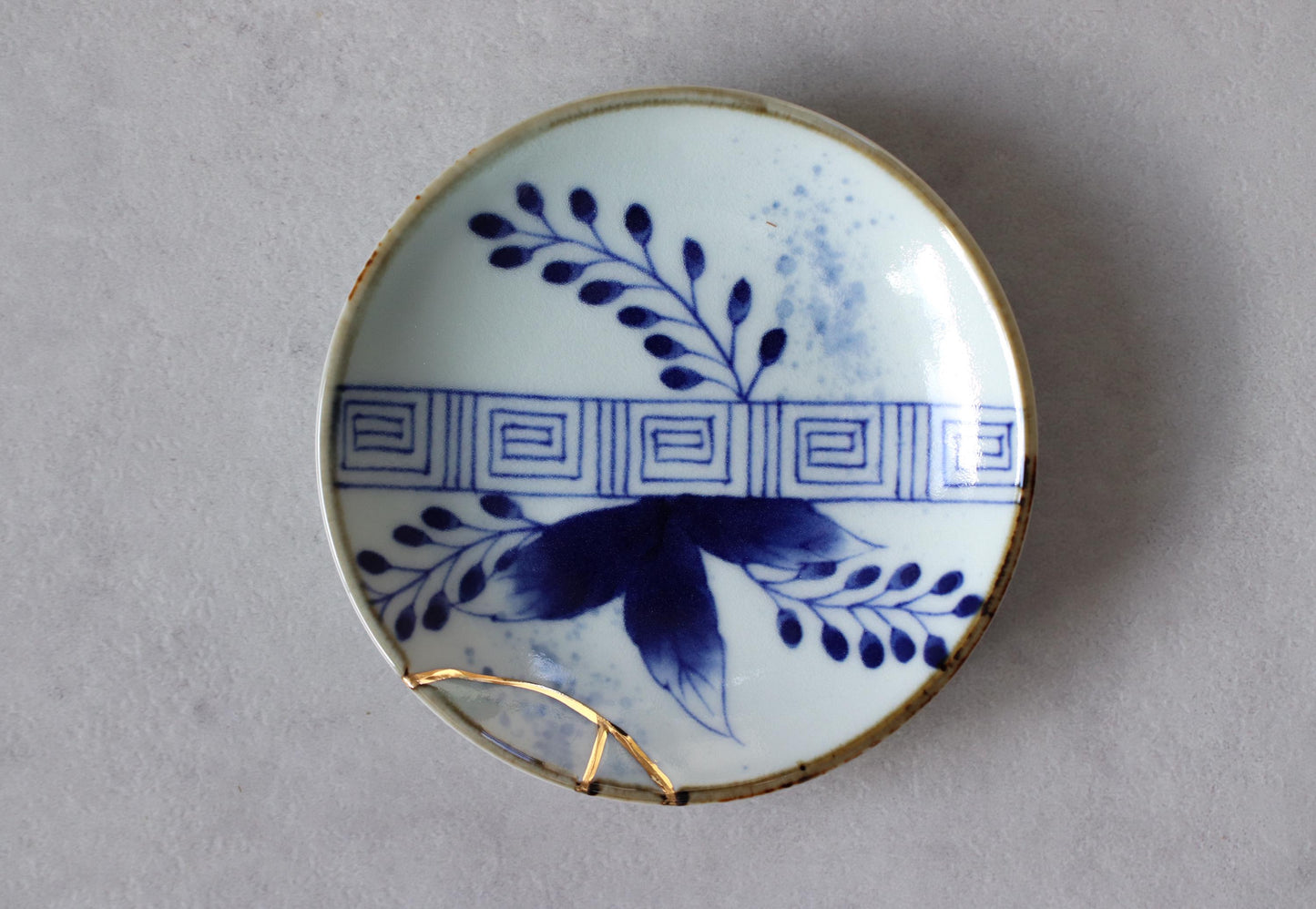 Kintsugi Inspired Imari Porcelain Plate, Hand Painted Japanese Small Plate, Blue and Gold Ceramic Dish, Made in Japan Wabi Sabi Decor