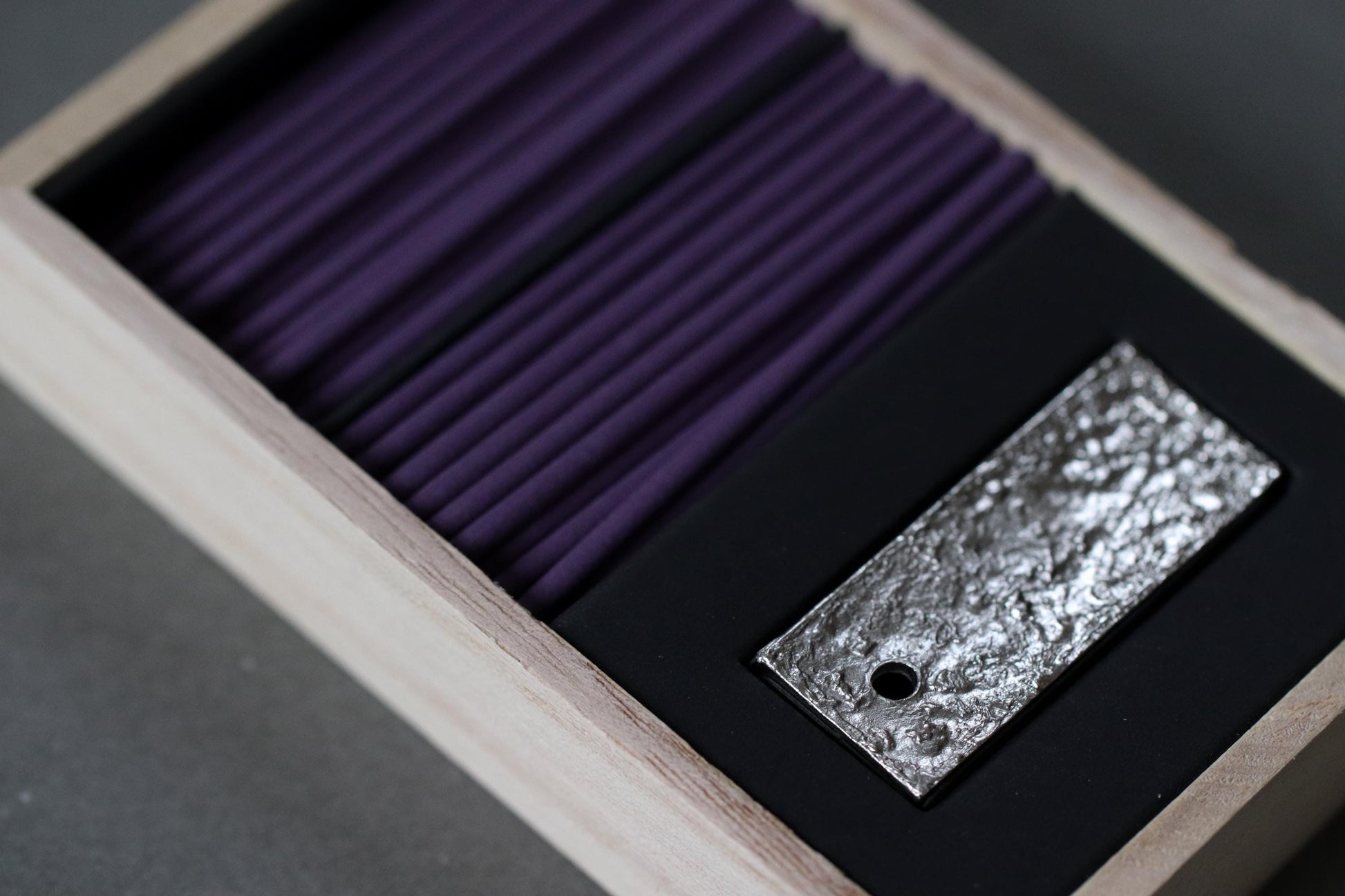 Nippon Kodo Oedo-koh Kyara-hime Incense | Aloeswood Scent | 60 Sticks with Incense Holder | Made in Japan