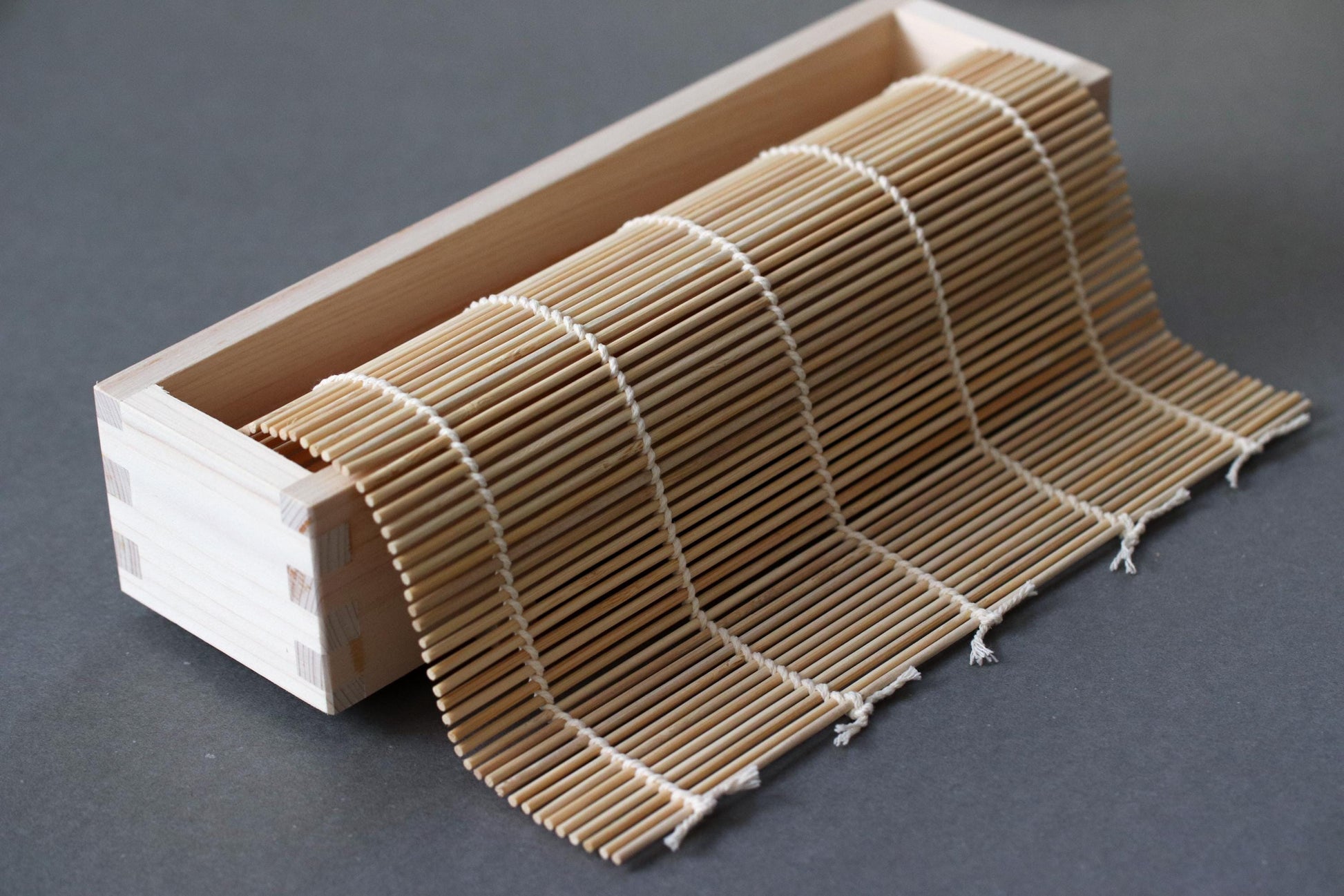 Japanese Sushi Roll Making Kit Hinoki Wooden Sushi Maker Bamboo Mat Set Made in Japan