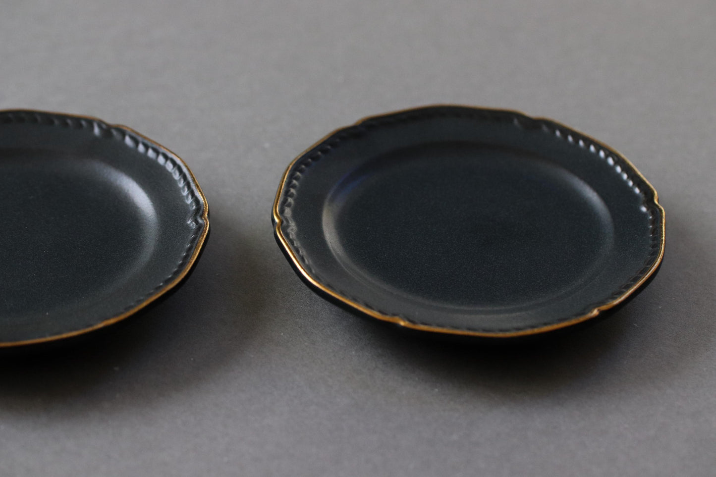 Japanese Black & Gold Dessert Plate – Mino Ware Ceramic Small Plate with Antique Finish, Handmade in Japan