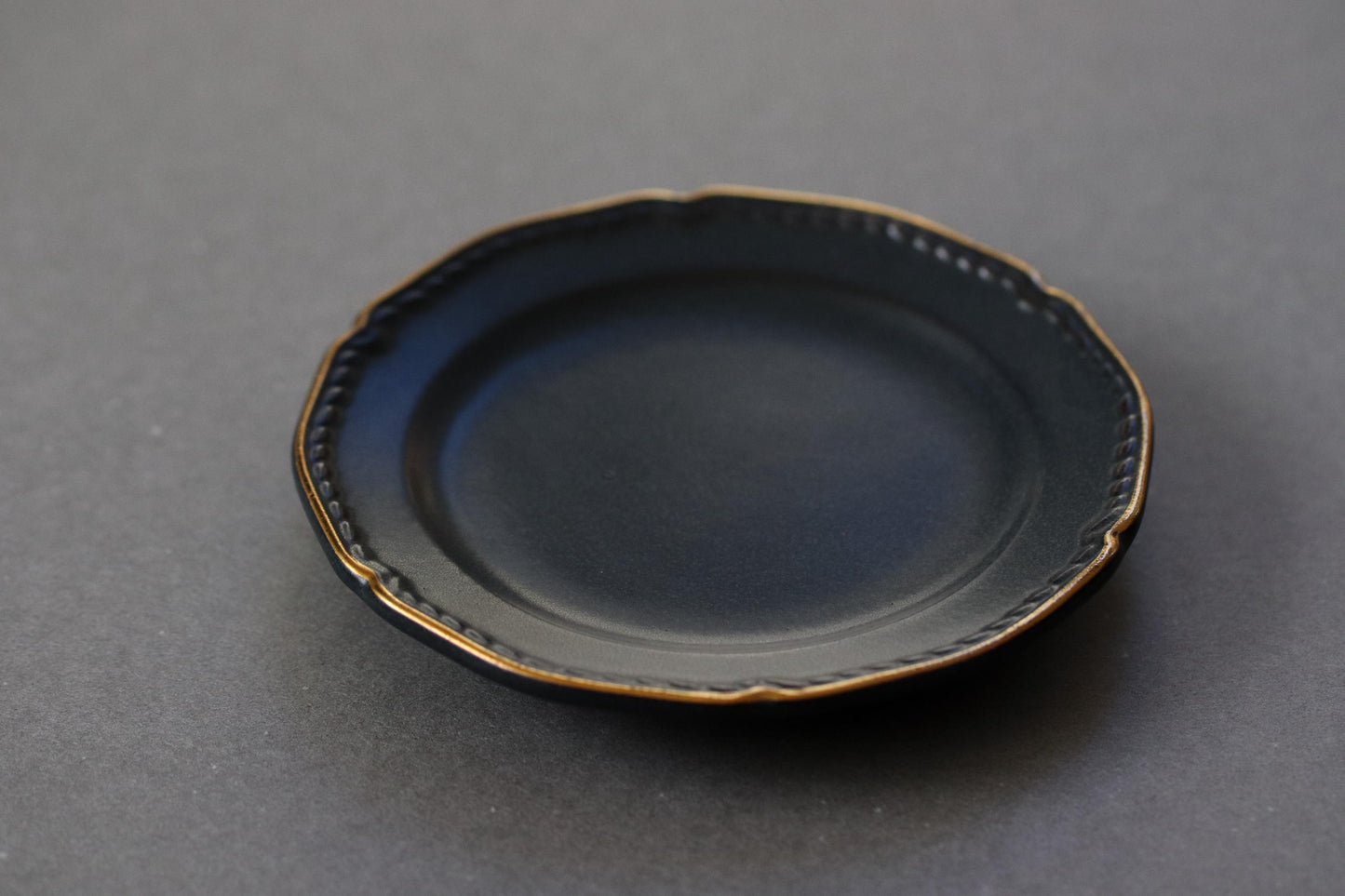 Japanese Black & Gold Dessert Plate – Mino Ware Ceramic Small Plate with Antique Finish, Handmade in Japan