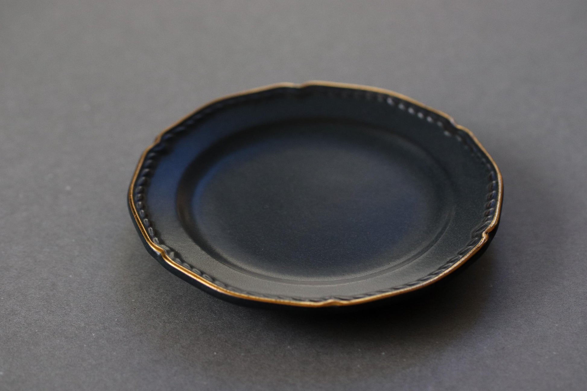 Japanese Black & Gold Dessert Plate – Mino Ware Ceramic Small Plate with Antique Finish, Handmade in Japan