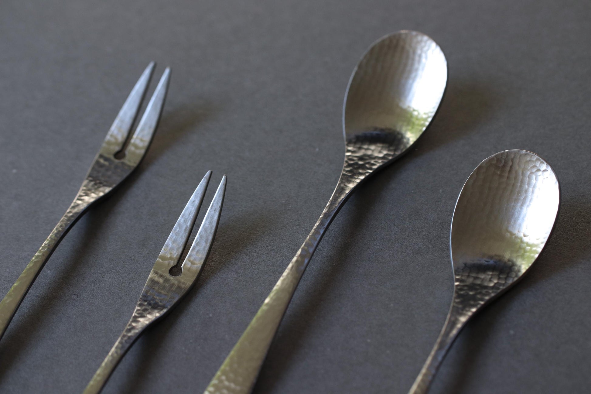 Japanese Hammered Dessert Fork | Small Stainless Steel Fork | Made in Japan Tsubame-Sanjo | Wabi Sabi Minimal Cutlery
