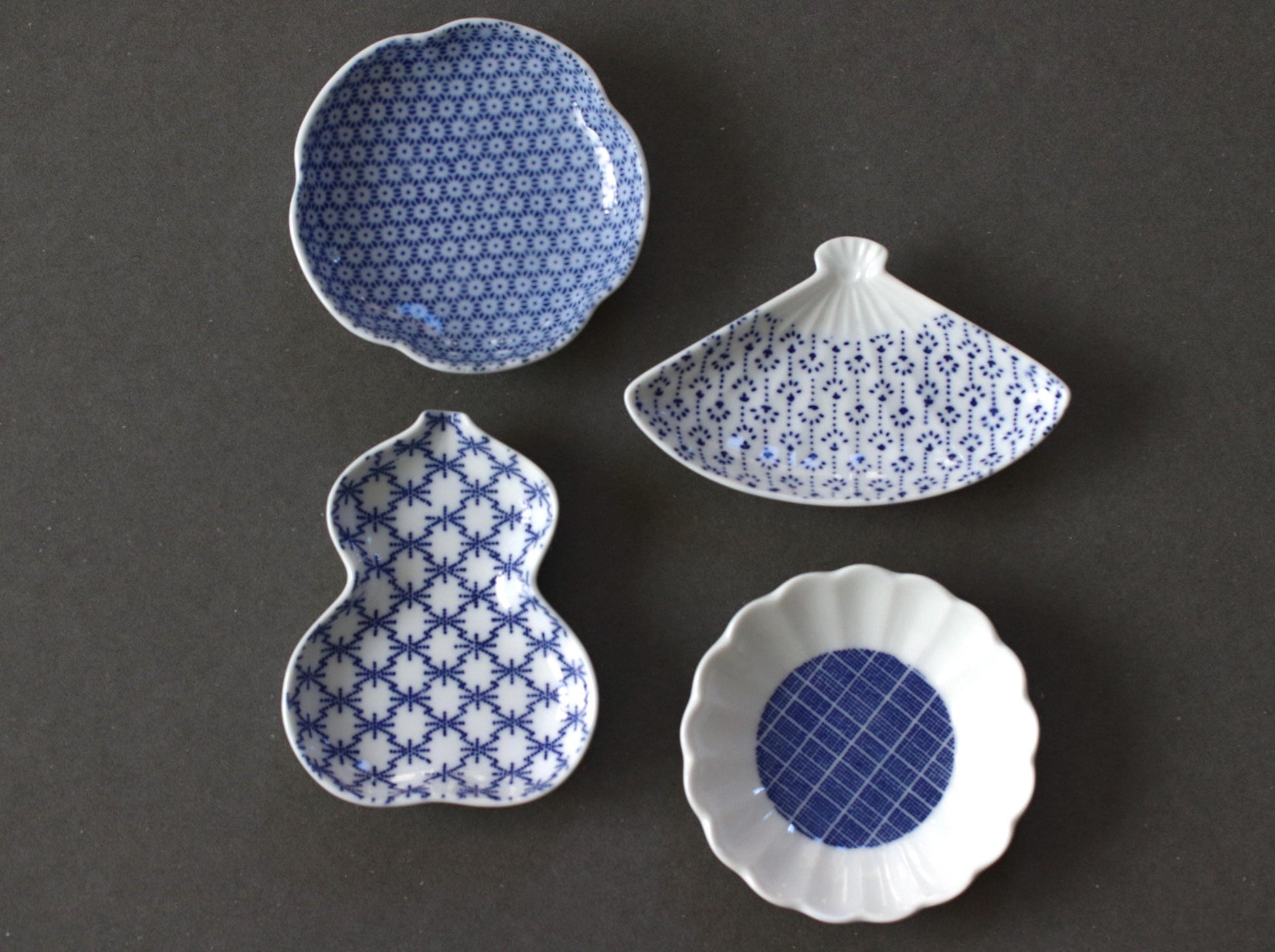 Azmaya Mamezara Small Plates | Japanese Porcelain from Amakusa | Inban Transfer Print Dobai Ash Glaze | Mix & Match – 4 Designs