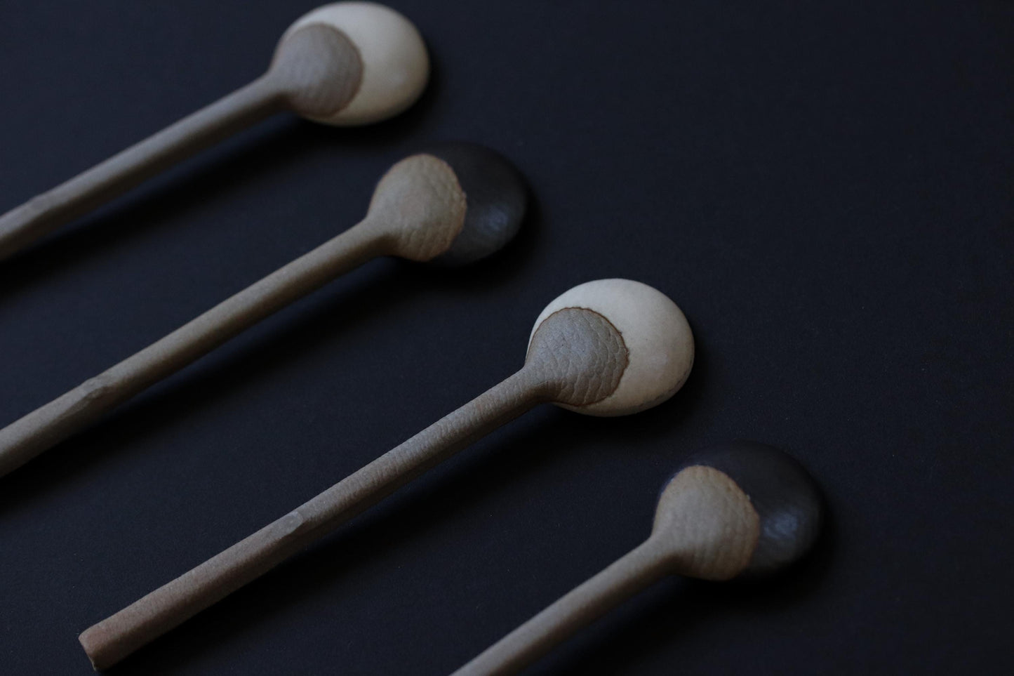 Japanese Pottery Spoon | Mino Ware Ceramic Tea Spoon | Handmade Style | Black / White | Minimal Japanese Tableware