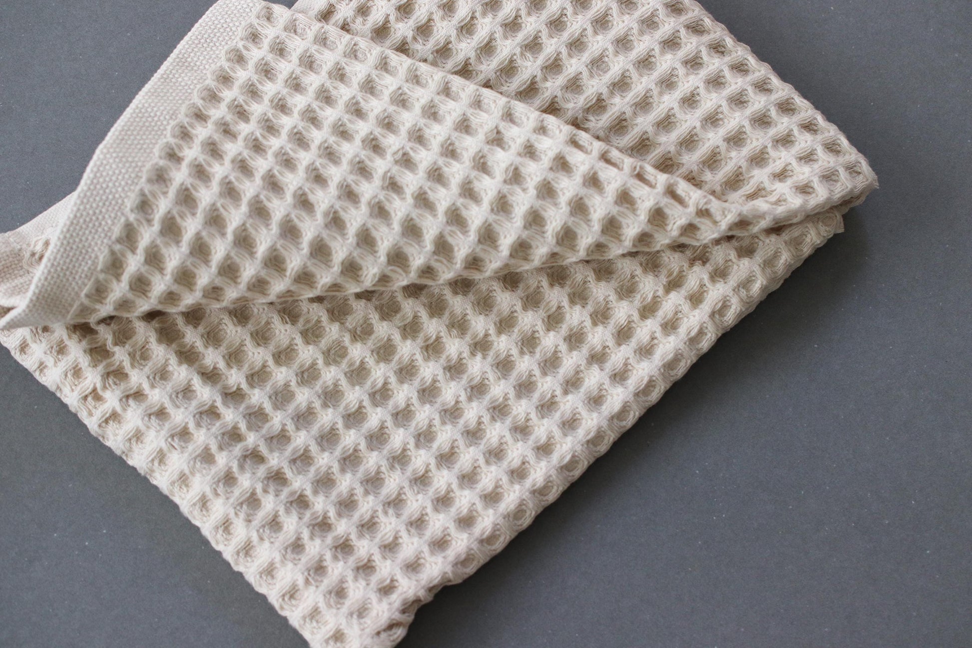 Just-U Turkish Cotton Slim Bath Towel (Ivory) | Imabari Craft Waffle Towel | Soft & Absorbent | Sauna, Gym, Travel