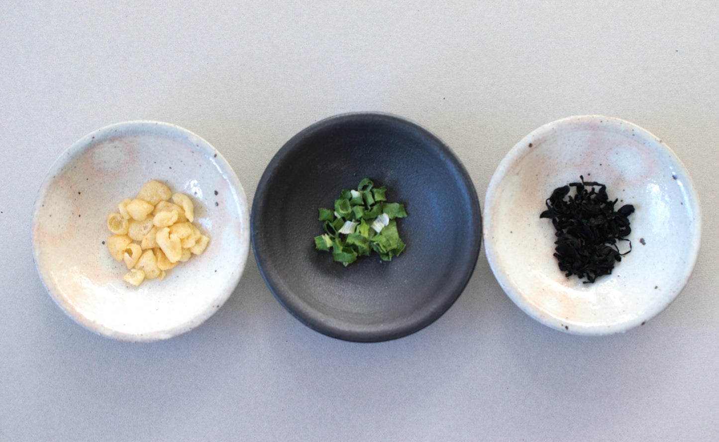 Udon Kit – Japanese Udon Noodle Set | 2 Servings | TsuruTonTan Dry Udon | Soup Base, Dried Organic Green Onion, Wakame, Tempura Crunch