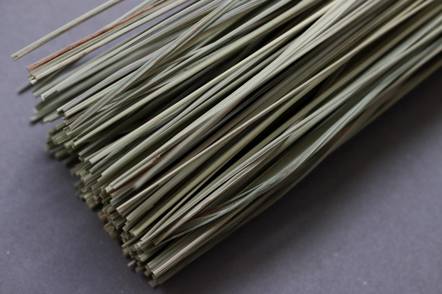 Japanese Shimenawa Wall Hanging | Igusa Straw Decoration | Handmade Shinto Sacred Rope Decor | Minimal Japanese Door Ornament | 45cm