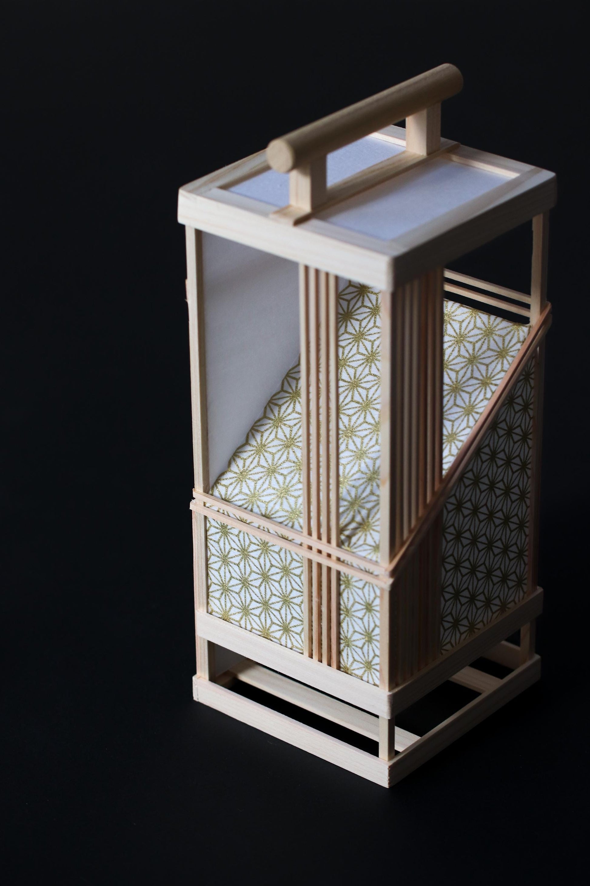 Japanese Asanoha Lantern – Handmade Hinoki & Washi Table Lamp | LED Sensor Light | Wabi-Sabi Japanese Decor