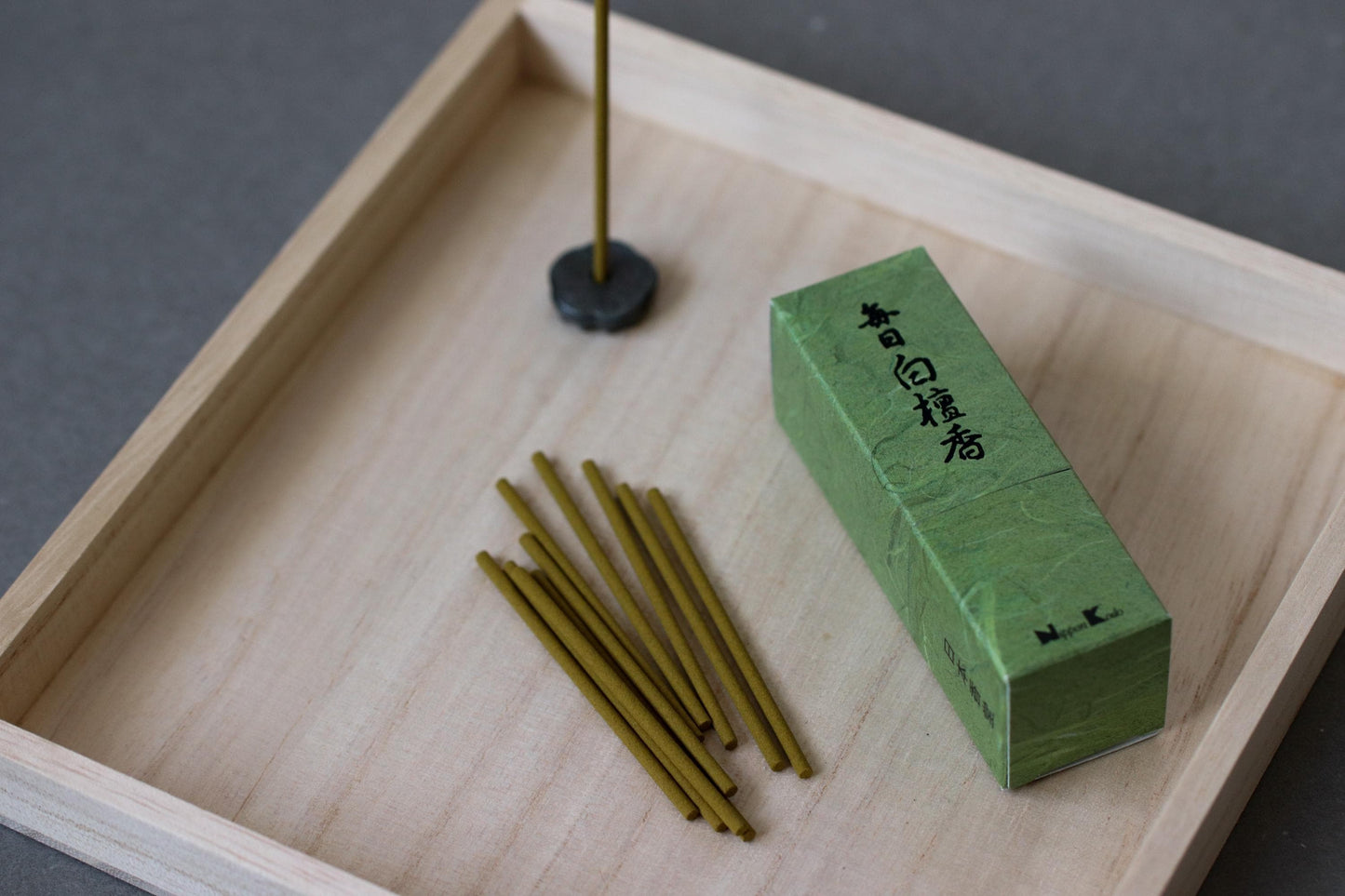 Mainichi Byakudan Sandalwood Incense Sticks 24 pcs w/ Holder | Nippon Kodo Japanese Incense | Short Stick | Calm Aroma