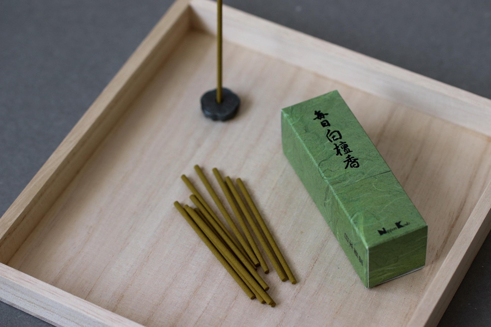 Mainichi Byakudan Sandalwood Incense Sticks 24 pcs w/ Holder | Nippon Kodo Japanese Incense | Short Stick | Calm Aroma