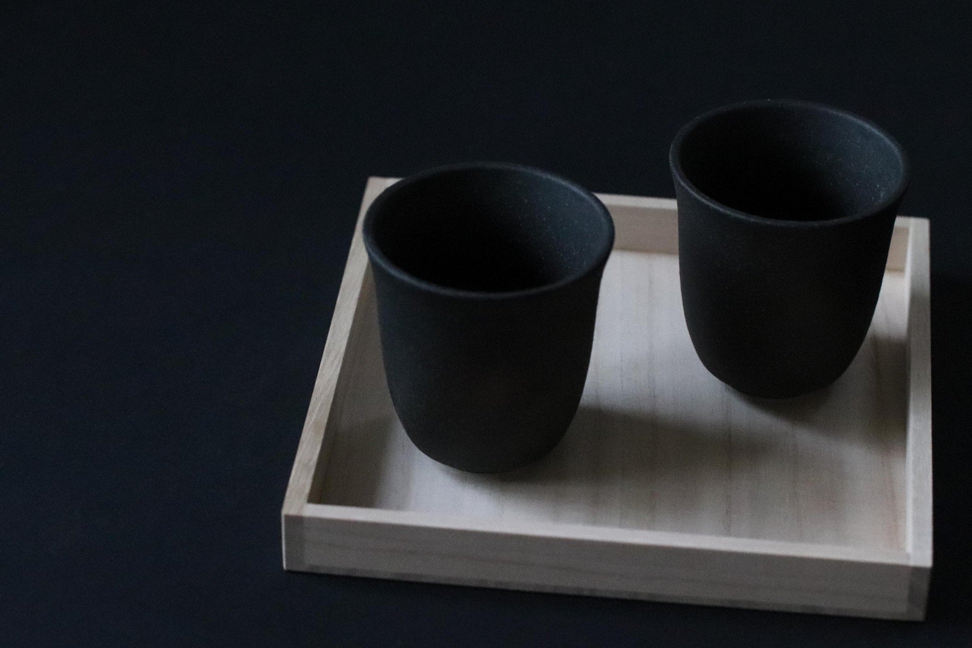 Black Bizen Yunomi Tea Cup | Japanese Porcelain Yunomi | Minimal Wabi Sabi Tea Cup | Handmade Japanese Teaware (110ml)