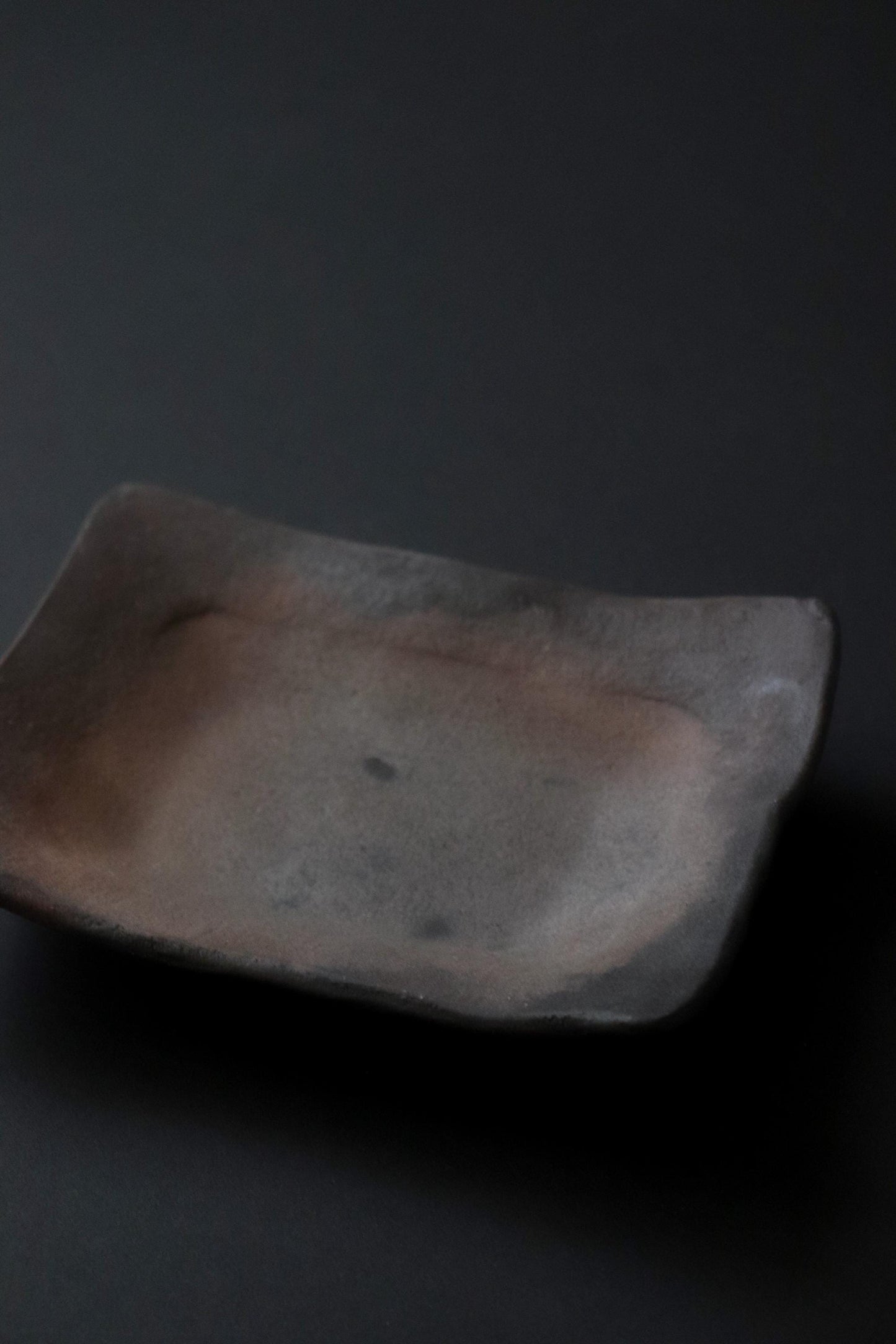 Shigaraki-yaki Rectangular Charcoal-Fired Bowl, Handcrafted Japanese Stoneware, Wabi-Sabi Geometric Serving Dish, Zen Dinnerware, 7-inch