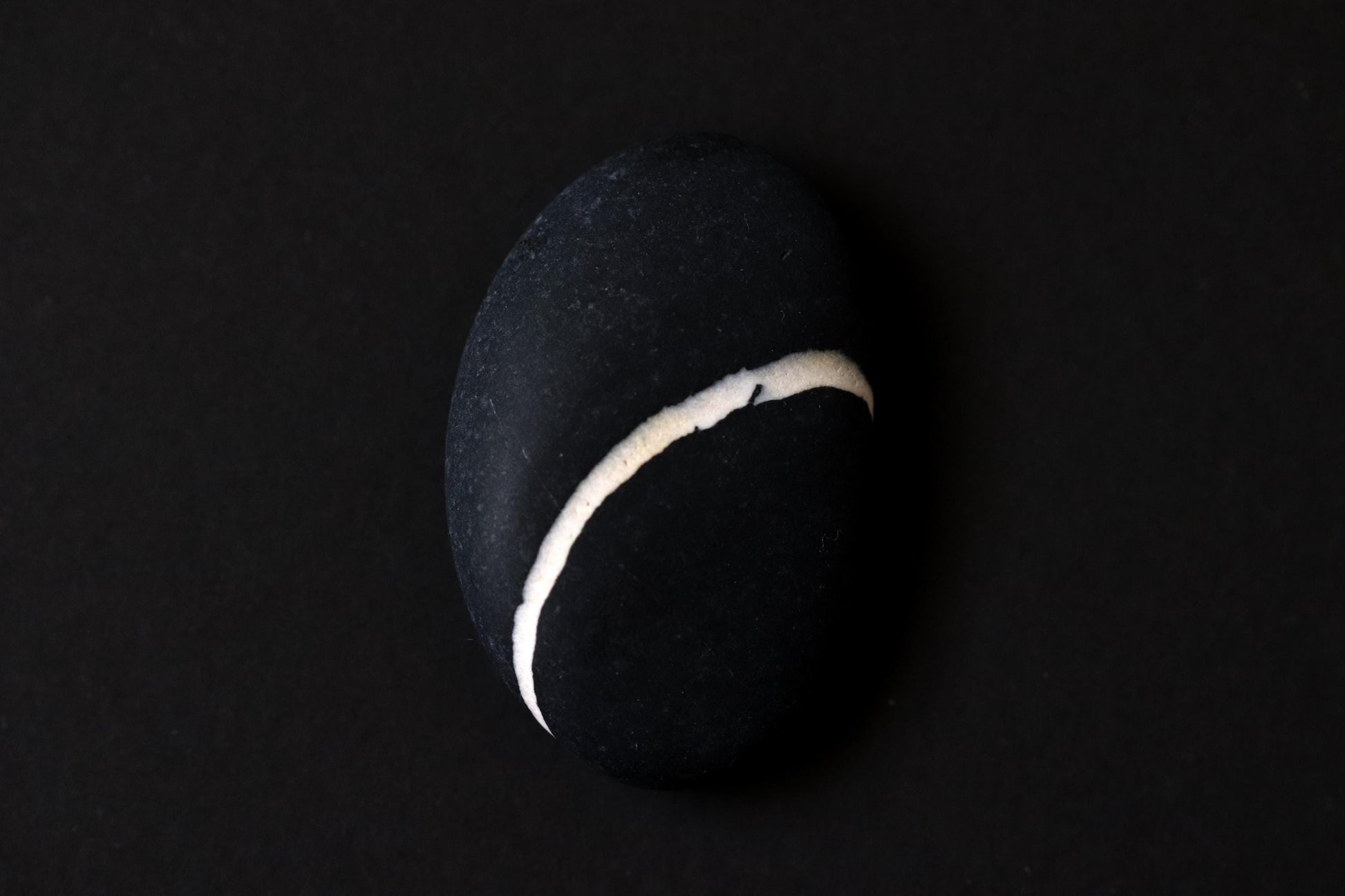 Silent Fragments — Edition 01: Monochrome | Art of Time Tsugaru Stones & Ancient Manuscripts | Set of 5 Hand-Selected Japanese Stones