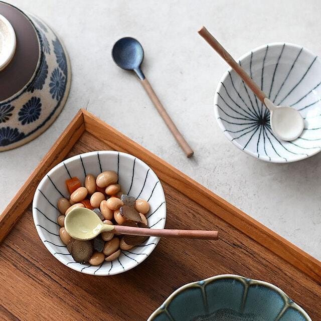 Japanese Pottery Spoon | Mino Ware Ceramic Tea Spoon | Handmade Style | Black / White | Minimal Japanese Tableware