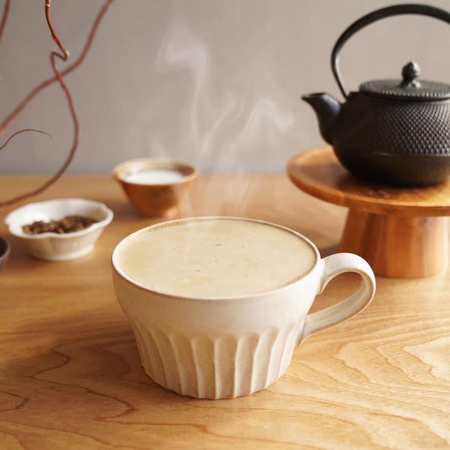 HOHO Hojicha Gift Set | Latte Mix + 2 Tea Boxes + Pottery Tea Spoon | Kyoto Uji Roasted Tea | Japanese Tea Gift Set