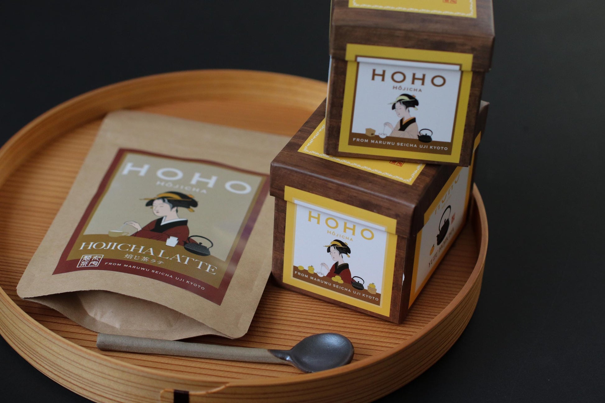 HOHO Hojicha Gift Set | Latte Mix + 2 Tea Boxes + Pottery Tea Spoon | Kyoto Uji Roasted Tea | Japanese Tea Gift Set